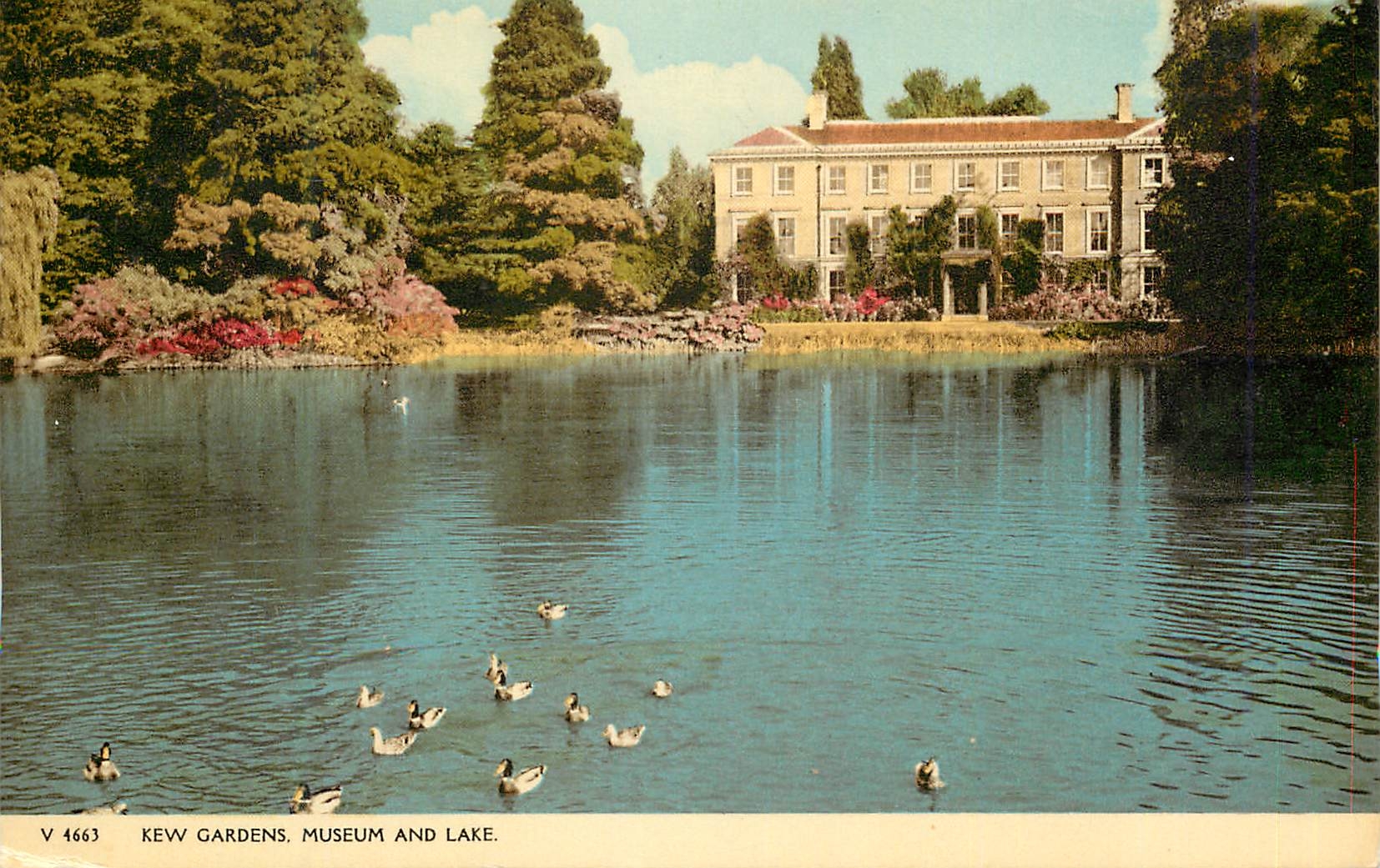 CPM Kew Gardens Museum and Lake