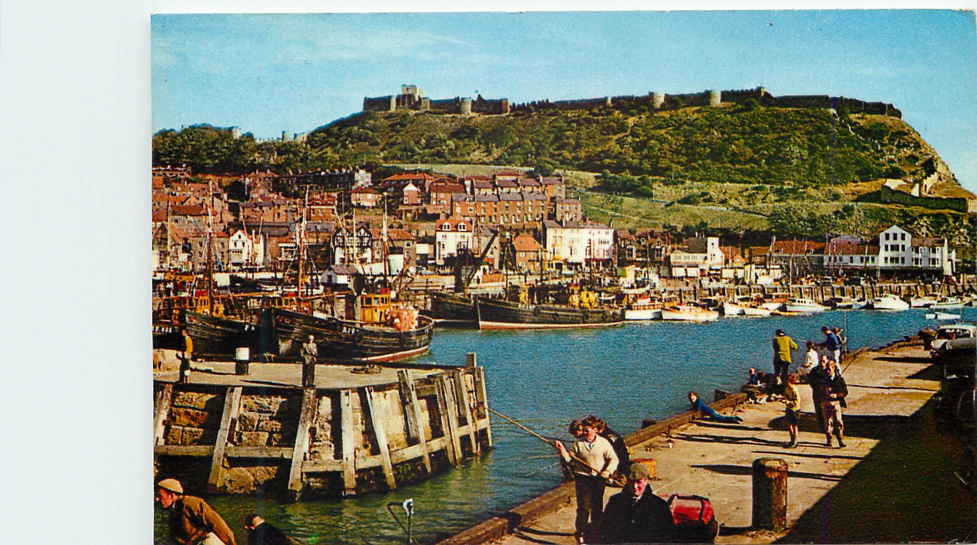 CPM Scarborough The Castle and Inner Harbour