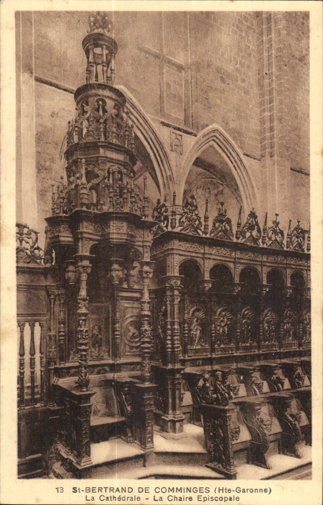 Saint Bertrand de Comminges CPA La cathedrale La chaine episcopale
