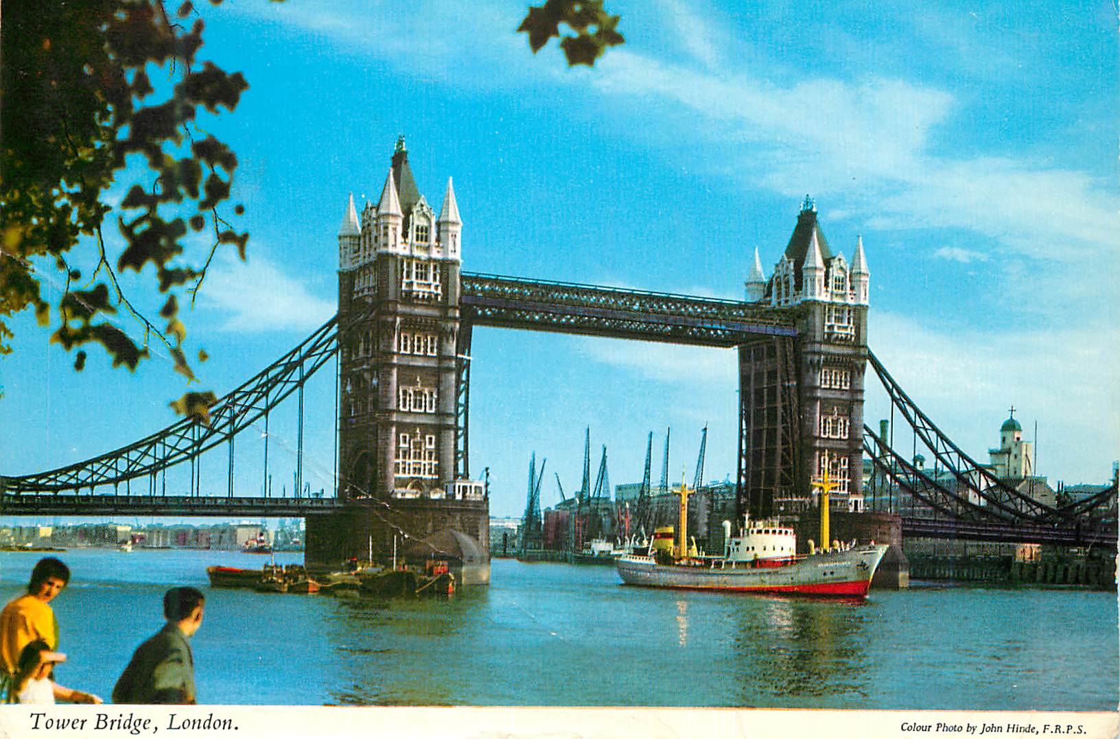 CPM Tower Bridge London Bateau