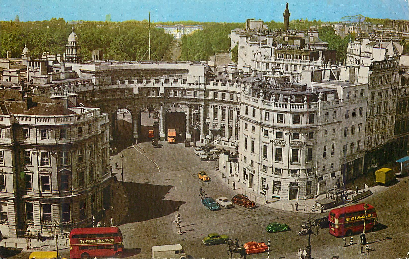 CPM Admiralty Arch adn the Mall London 