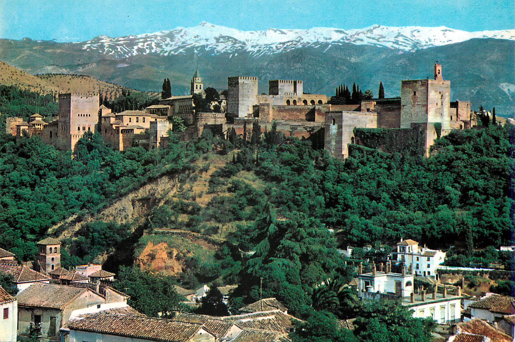 CPM Granada Vue generale de la Alhambra et de la Sierra Nevada 