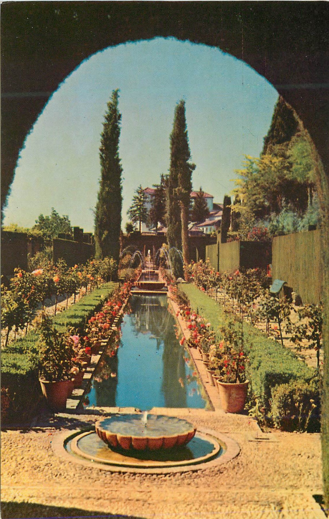 CPM Granada Generalife Ria jardins en contre bas 