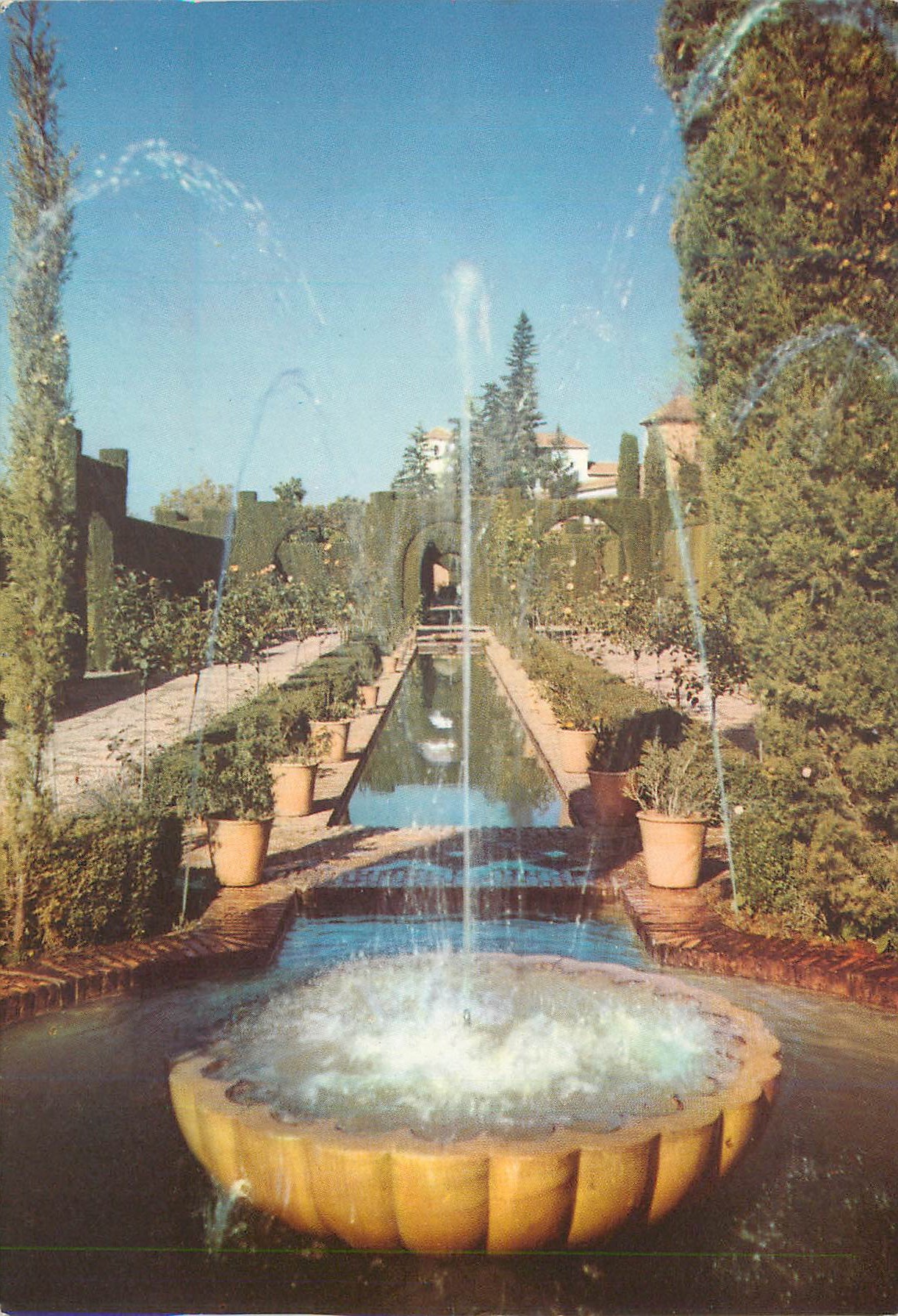 Jardins de Granada — vue de la fontaine — FERRANDIZ