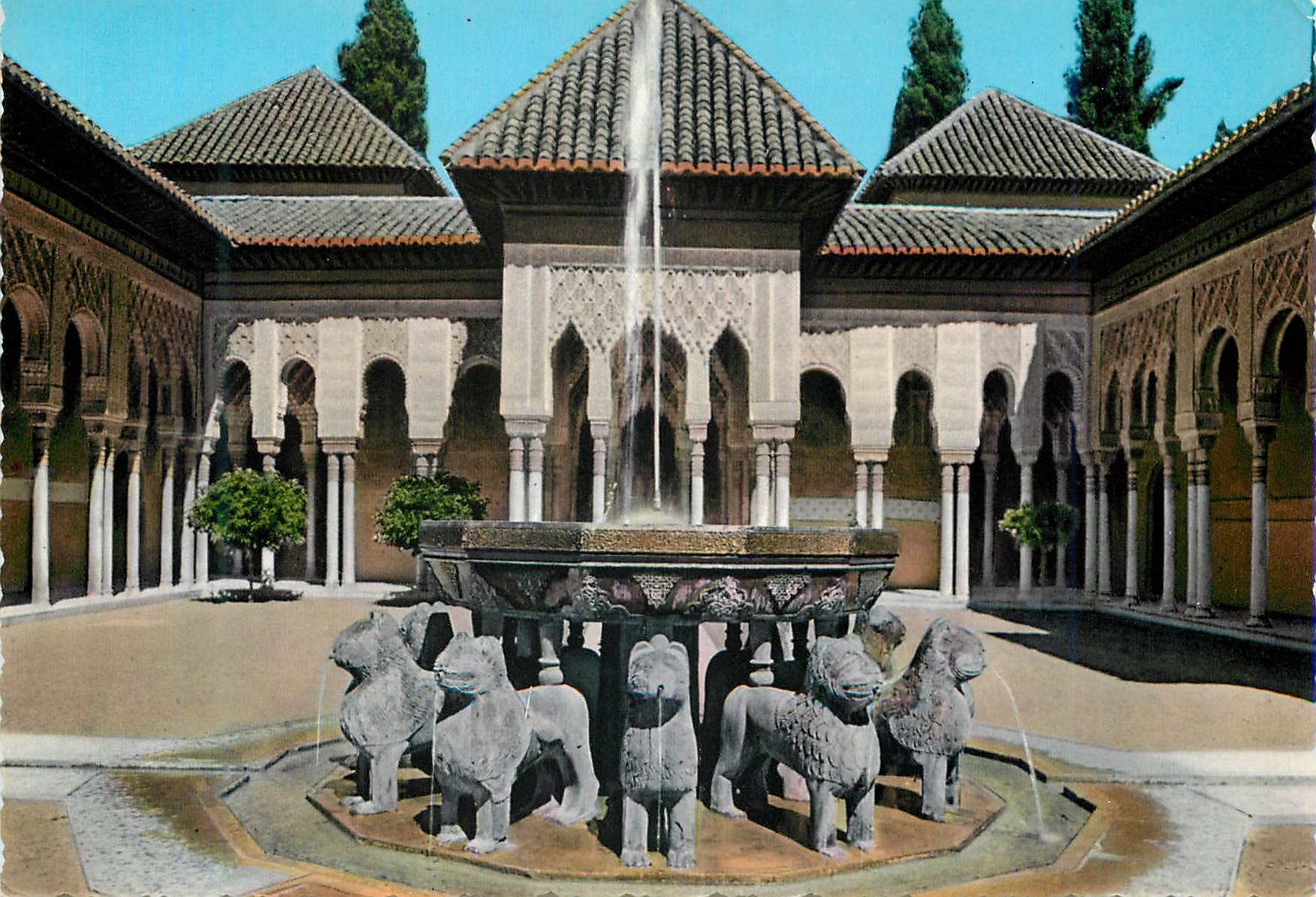 Alhambra — Patio de los Leones — Pan American Store, Madrid
