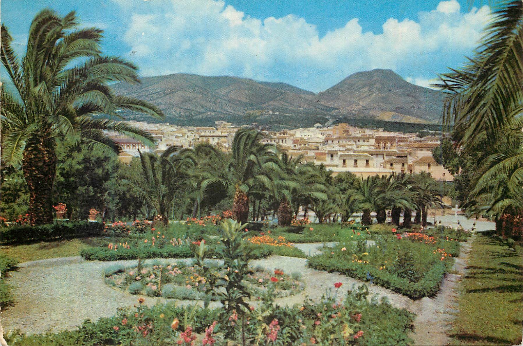 Malaga — Teilansicht der Stadt aus den Gärten des Patronatsheiligtums — FERNANDO VALDWESO, Serie 366