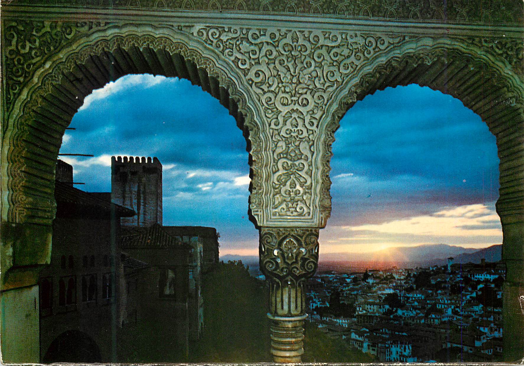 Alhambra — Puesta del sol desde Salón Embajadores — Ediciones Intercolor, série 45, n°11