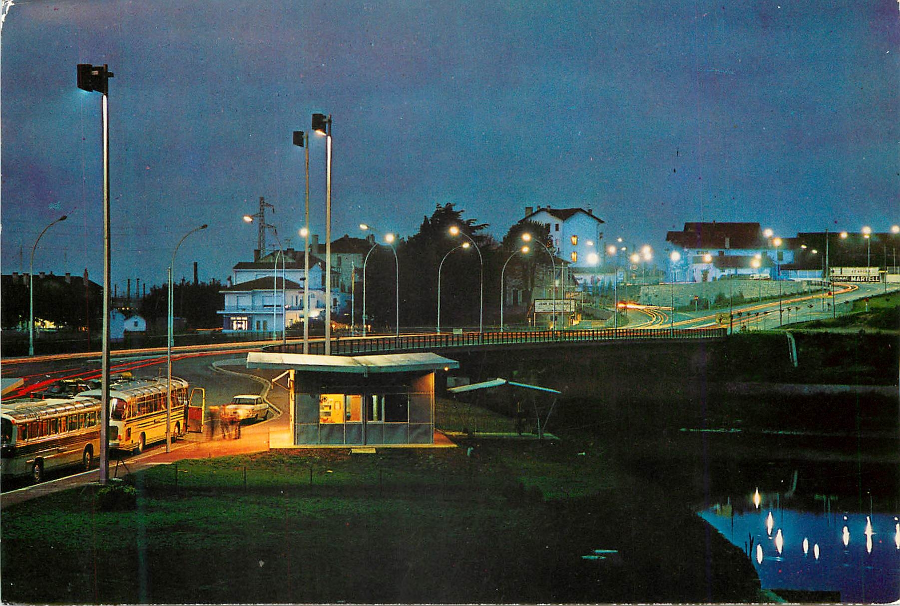 CPM Irun Pont International de Santiago Vue nocturne 