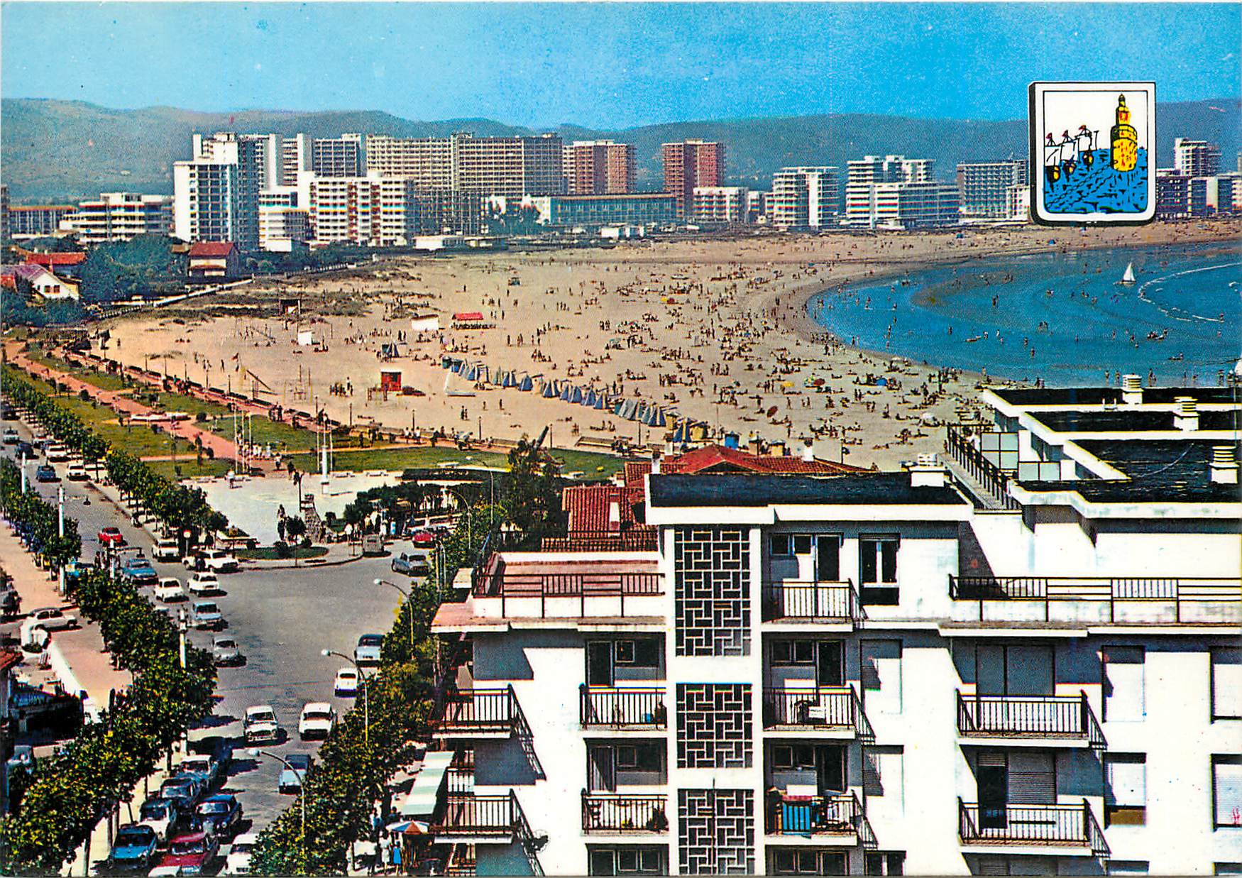 CPM Laredo L Avenue de la Victoire et la Plage 