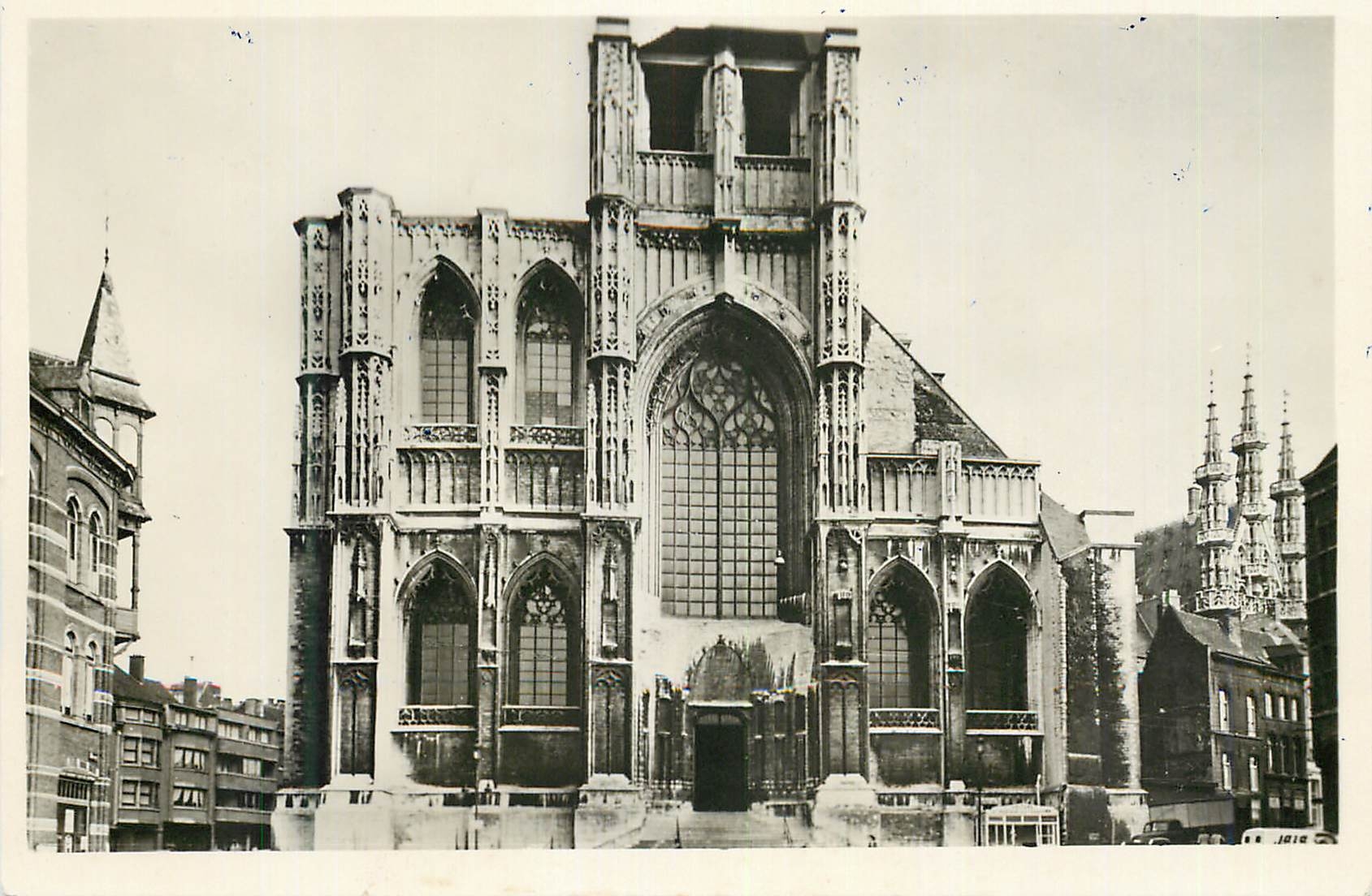 CPM Louvain La Collegiale Saint Pierre Entree Principale 
