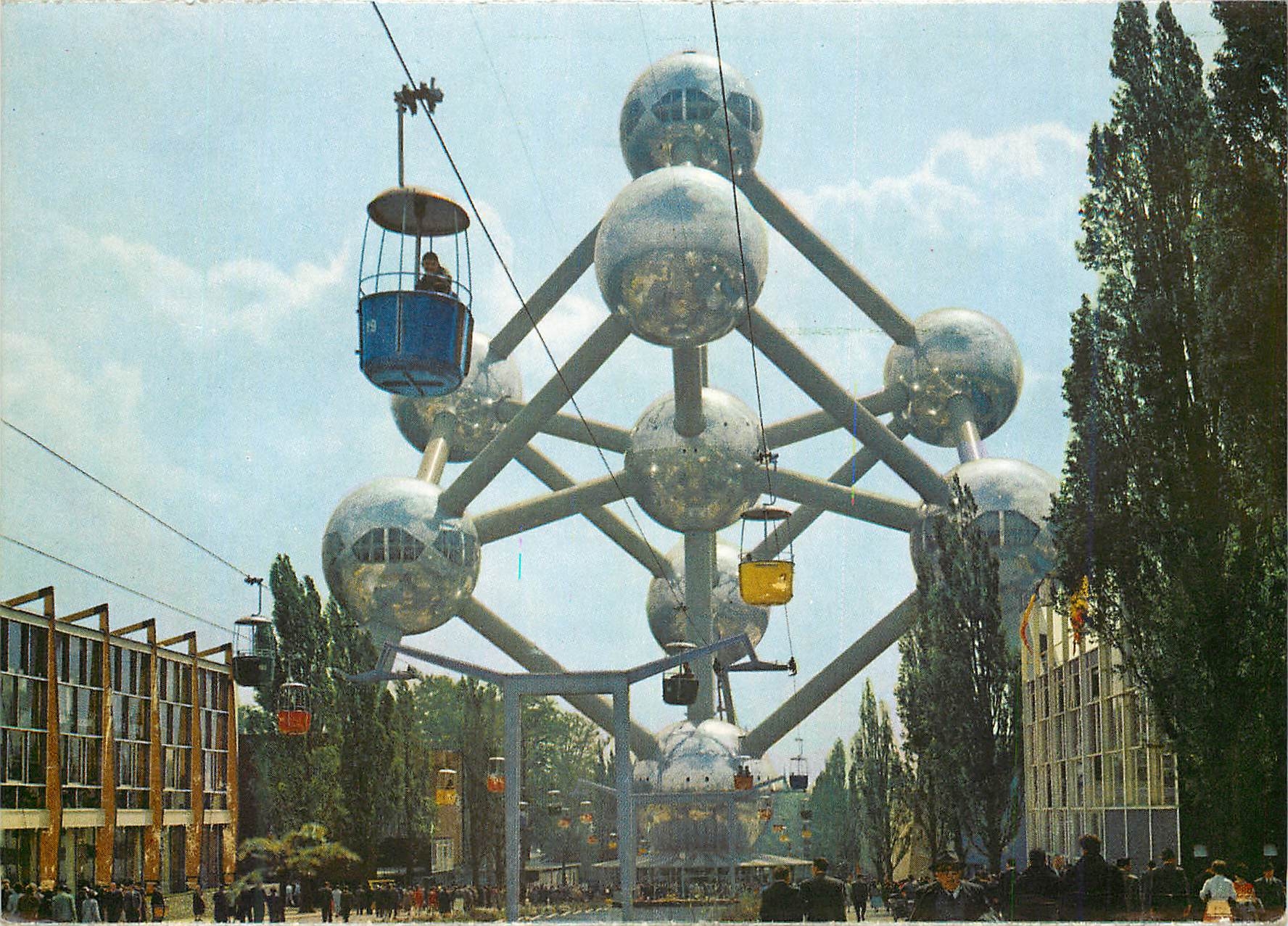 CPM Exposition Universelle de Bruxelles L Atomium a gauche le Pavillon d Egicarte 