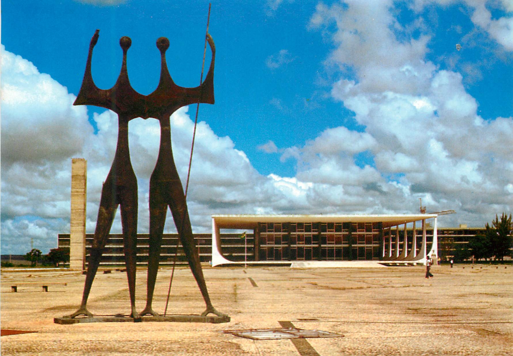 CPM Brasil Turistico Brasilia Monument to the Candango and Federal High Court 