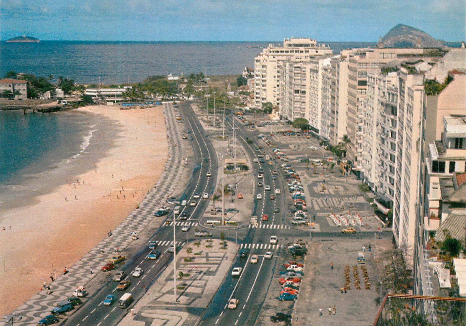 CPM Brasil Turistico Rio de Janeiro Vista parcial de Copacabana posto seis 