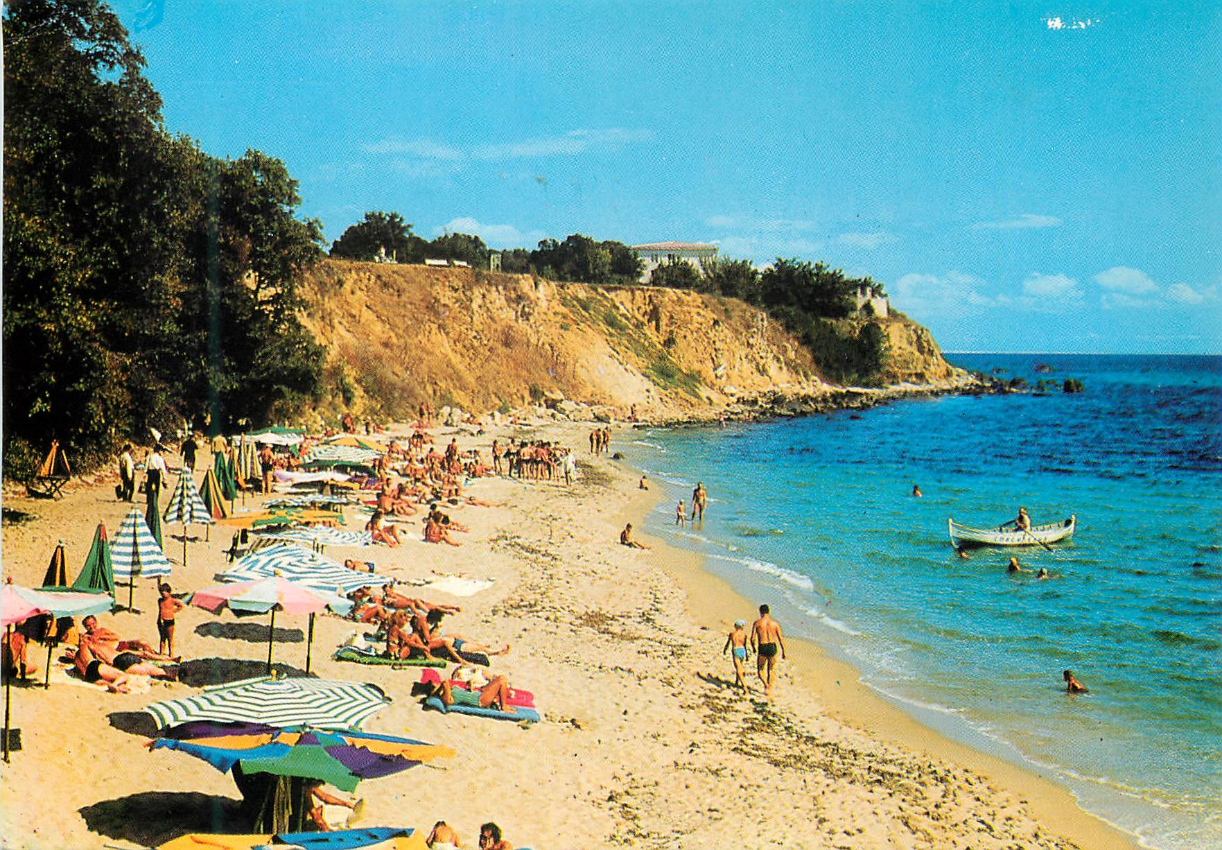 CPM Bulgaria villegiature Droujba la plage 