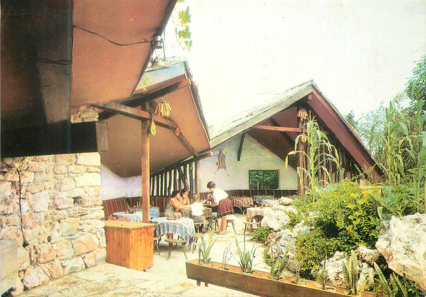 Restaurant 'Zlatni Pjassatzi' — Varna, Bulgarie — Photoizdat