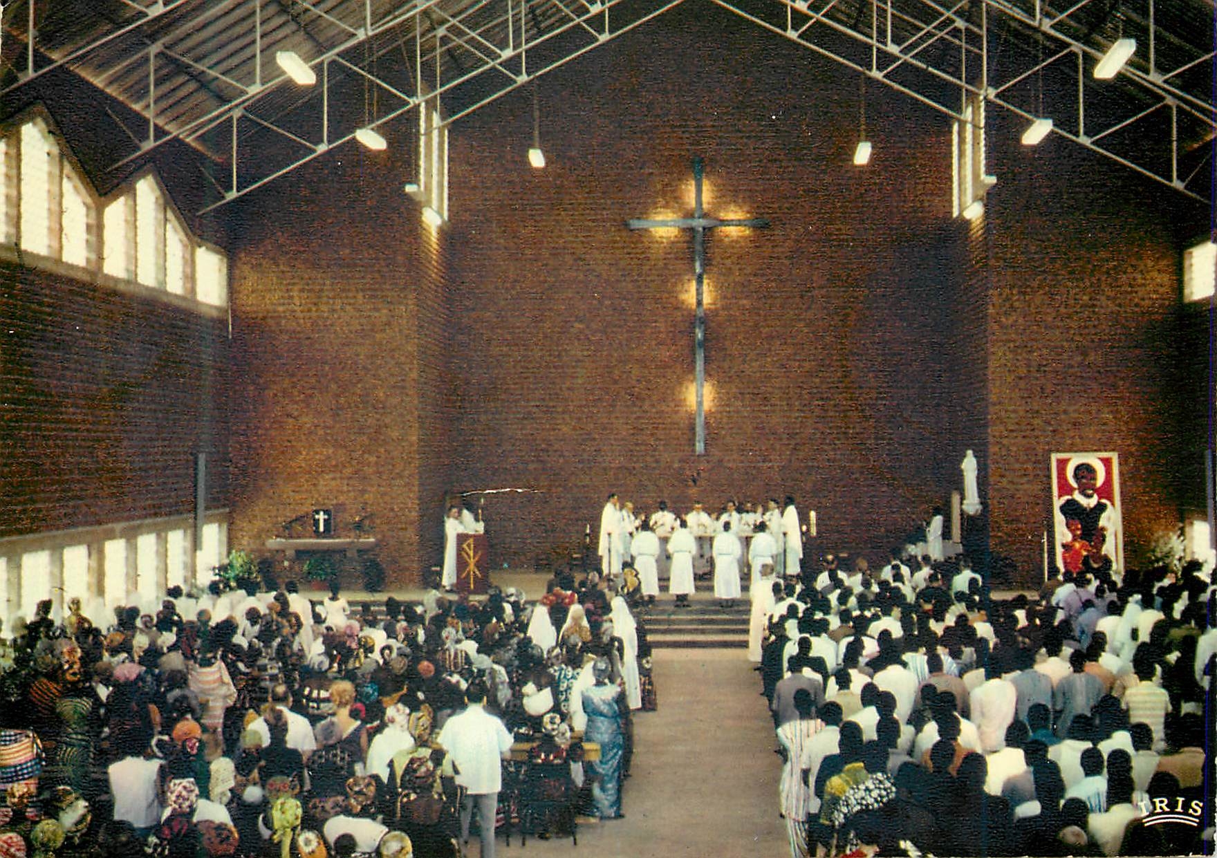 CPM Republique de la Haute Volta Bobo Dioulasso Interieur de l eglise St Vincent 