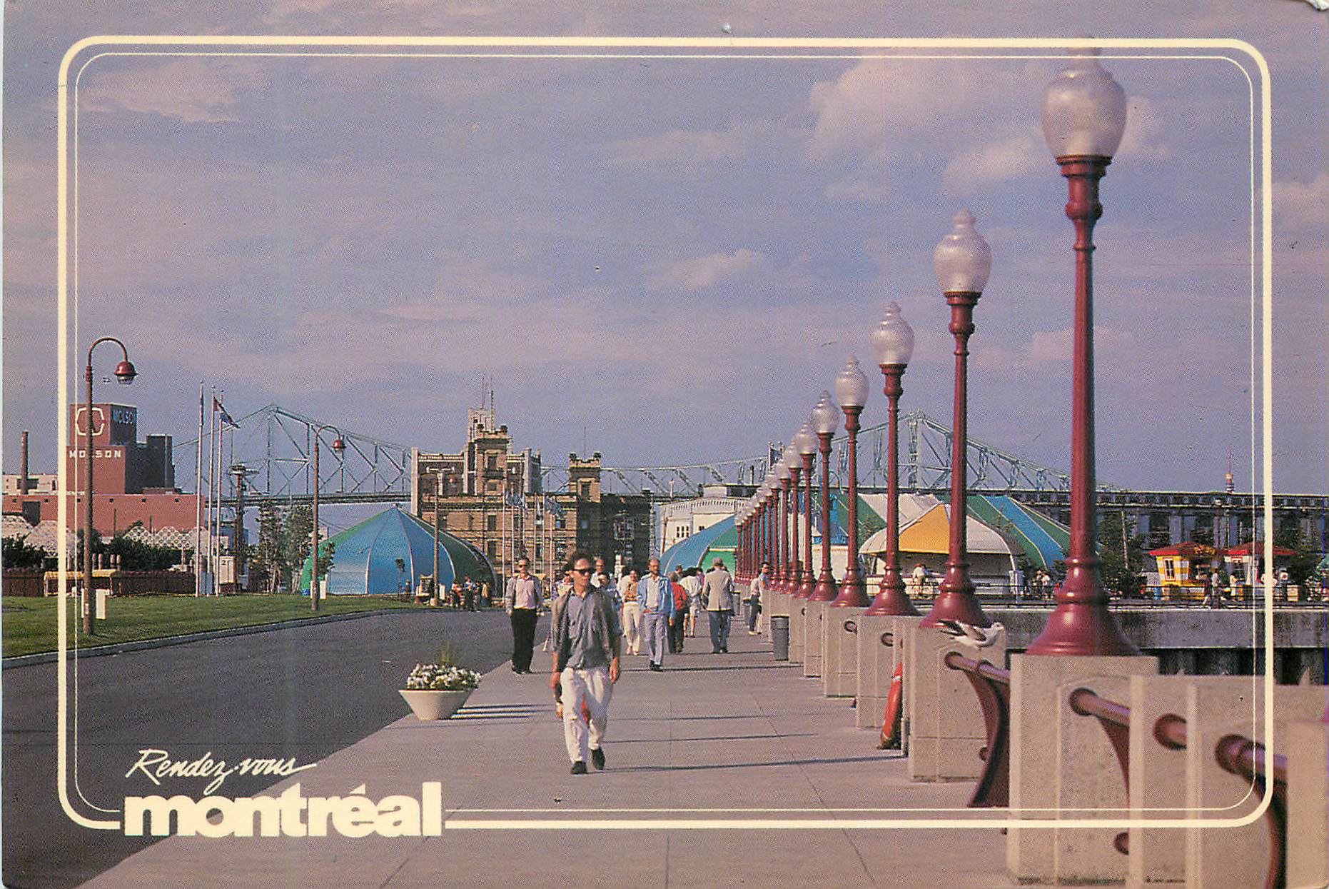 CPM Montreal Quebec Magnifique promenade dans le port de Montreal 