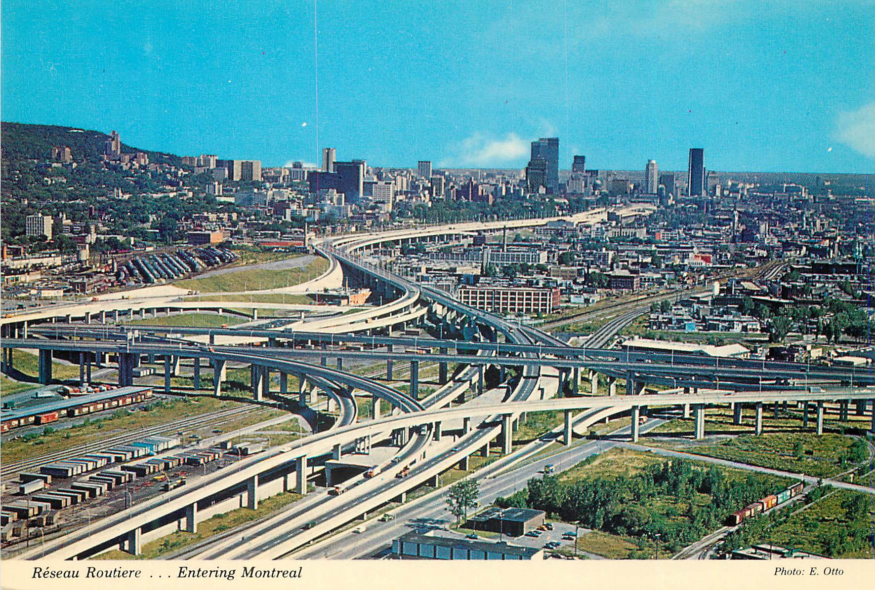 CPM Toutes les routes menent a Montreal 