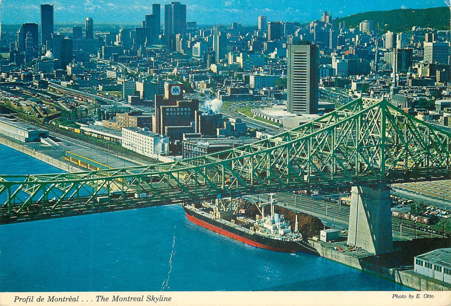 CPM Profil de Montreal the Montreal Skyline 
