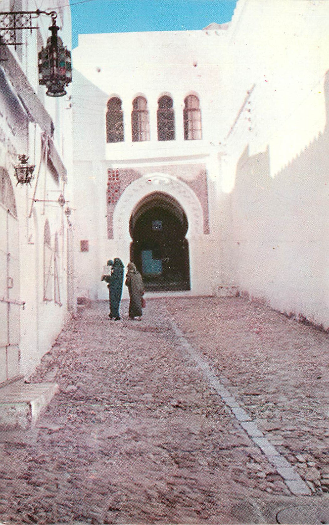 CPM Tanger porte d'entree au palais des sultans dans la kasbah