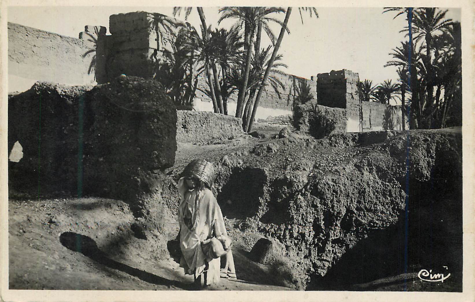 Ras el Ma — Sous les remparts — Combier Imp. Maroc