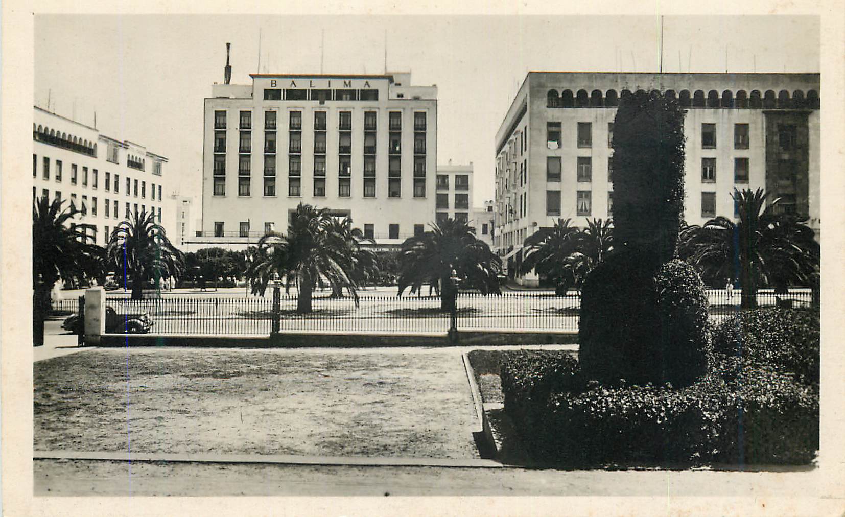 CPM Rabat Vue prise des jardins du palais de justice