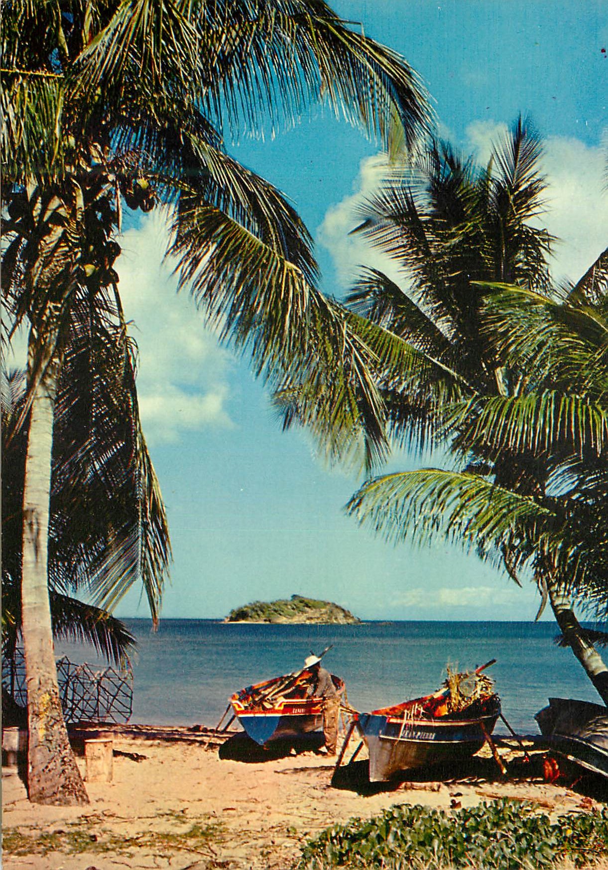 CPM Martinique plage de pecheurs a tartane
