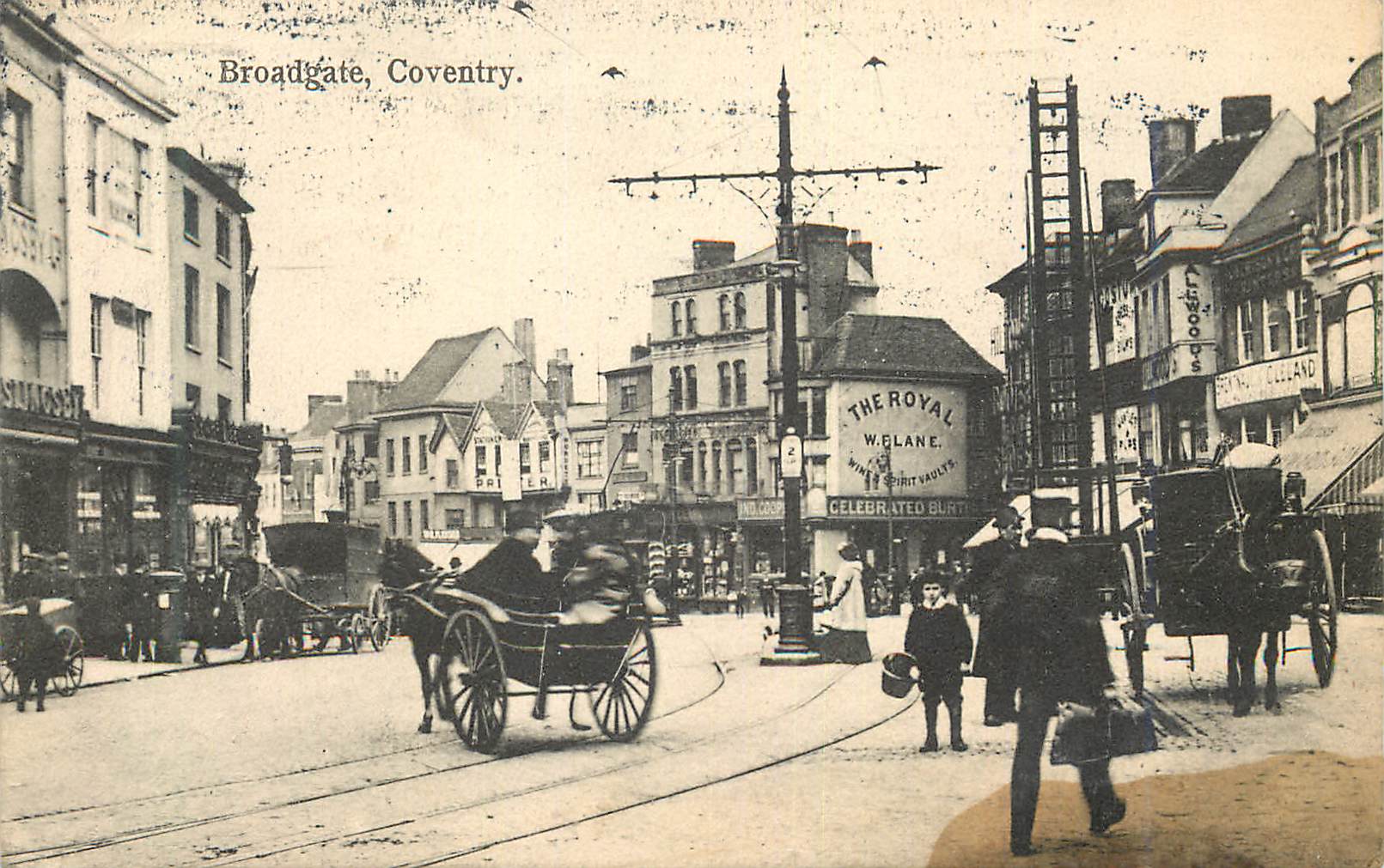 Broadgate, Coventry — vue de rue animée avec calèche et tramway — éditeur Aldwych Series n°13698