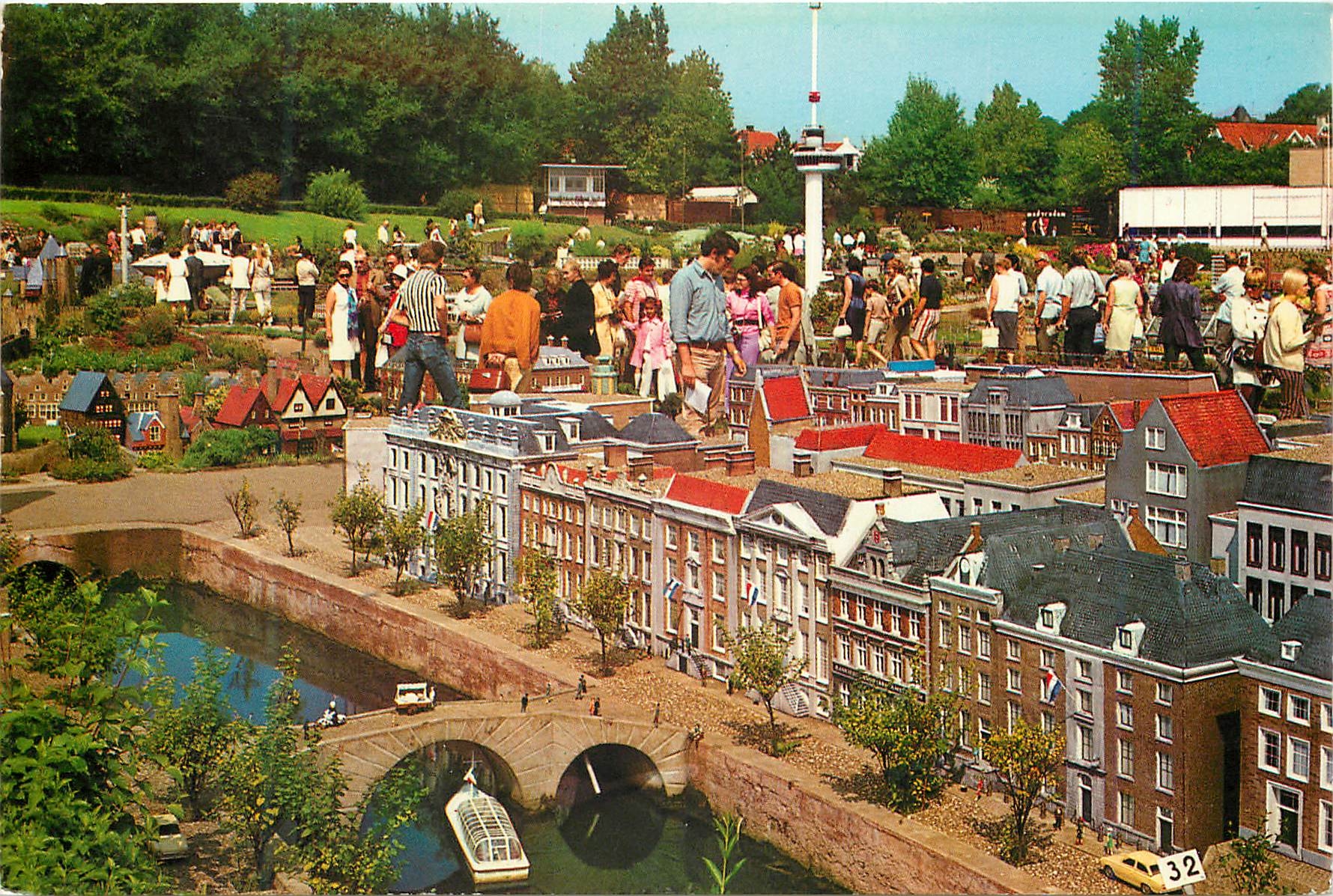CPM Miniatuurstad Madurodam Den Haag Des facades antiques