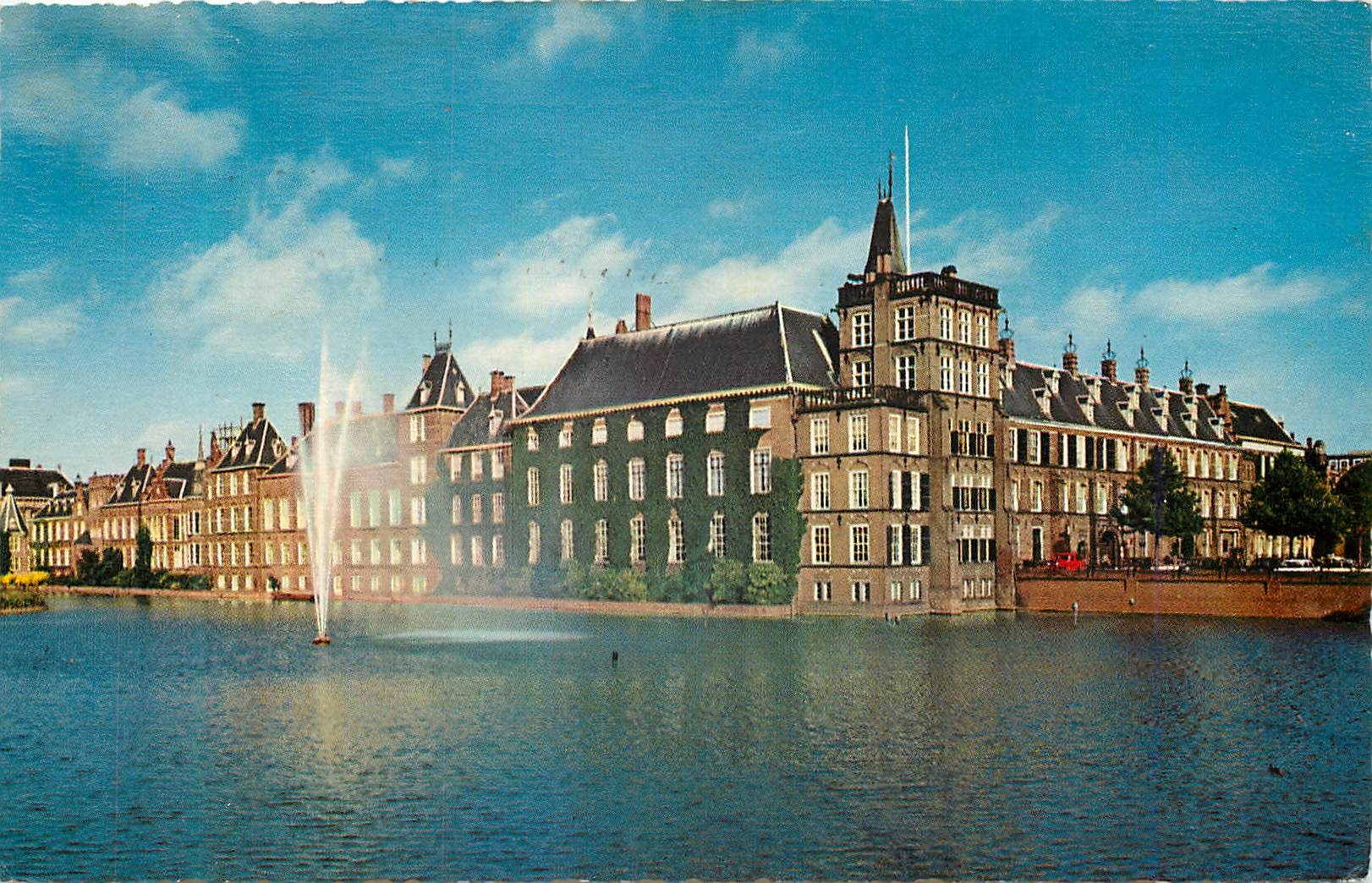 CPM S Gravenhage Etang de la Cour avec Parlement