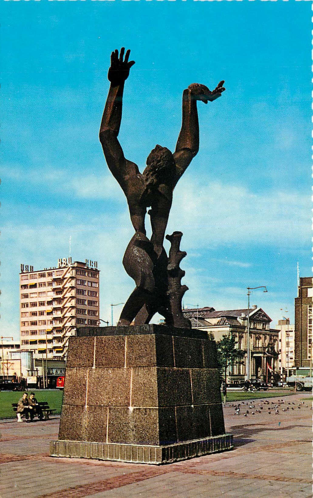 CPM Rotterdam Monument May 1940 The destroyed city Militaria