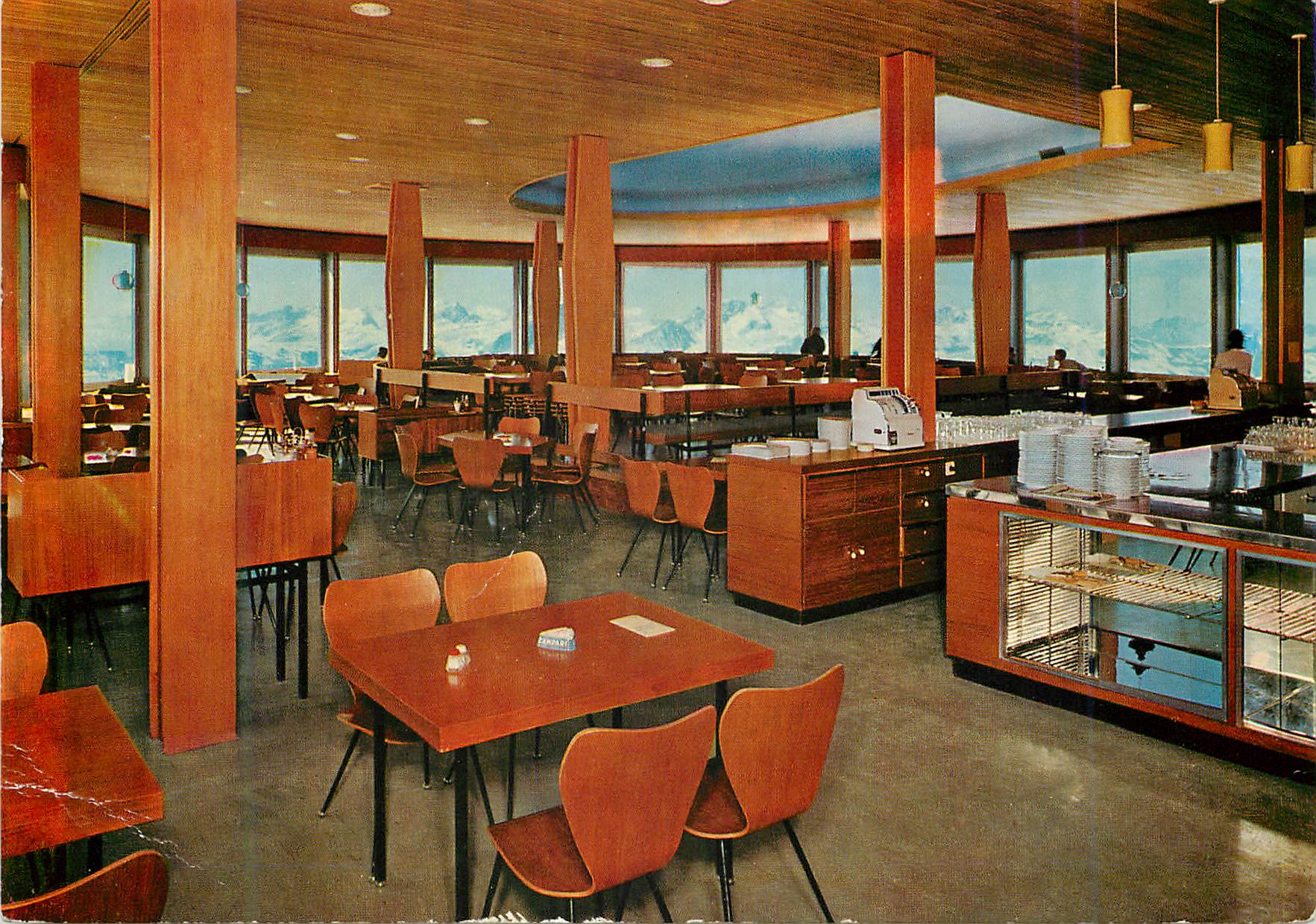 CPM Bergbahnen Bramabuel Jakobshorn AG Restauran Jakobshorn