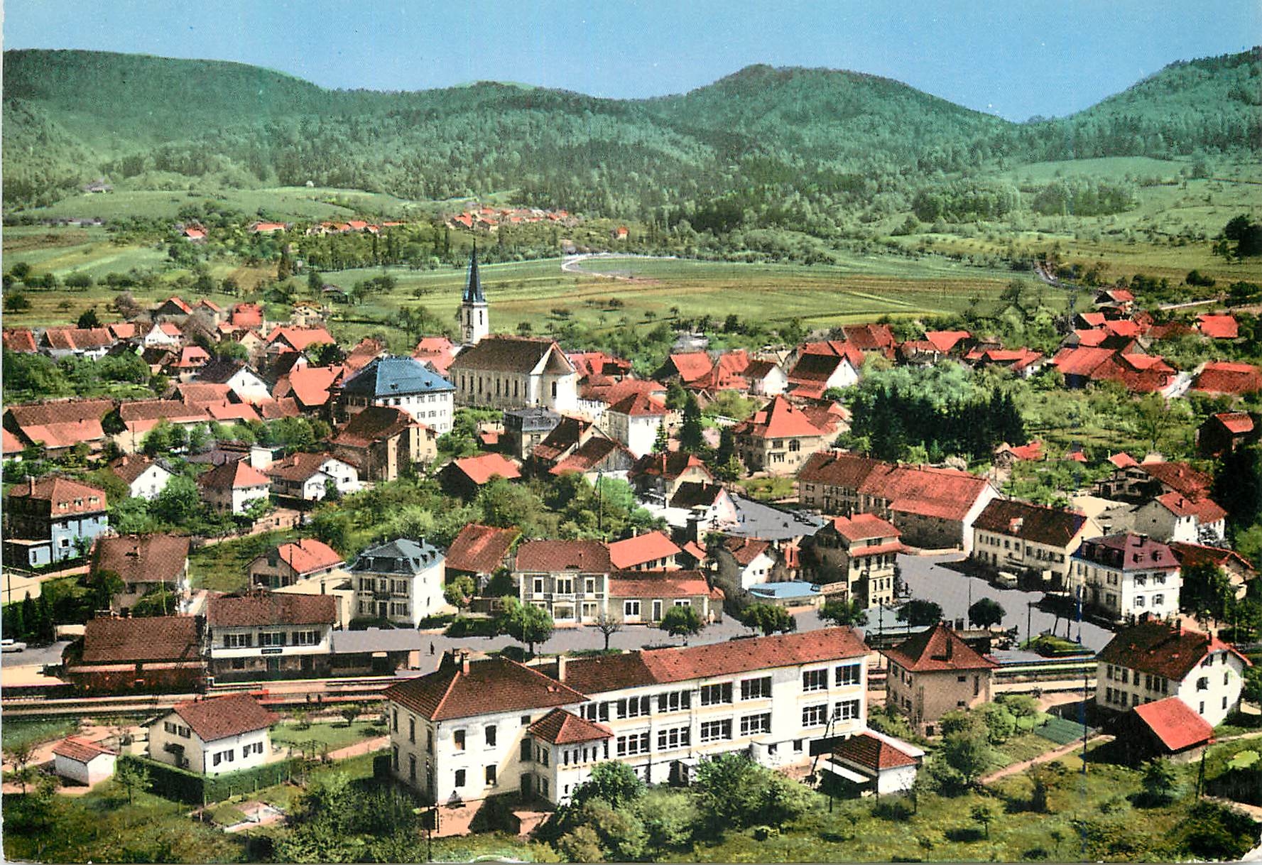 Courgenay — vue aérienne — Service cérian PERROCHET, Lausanne