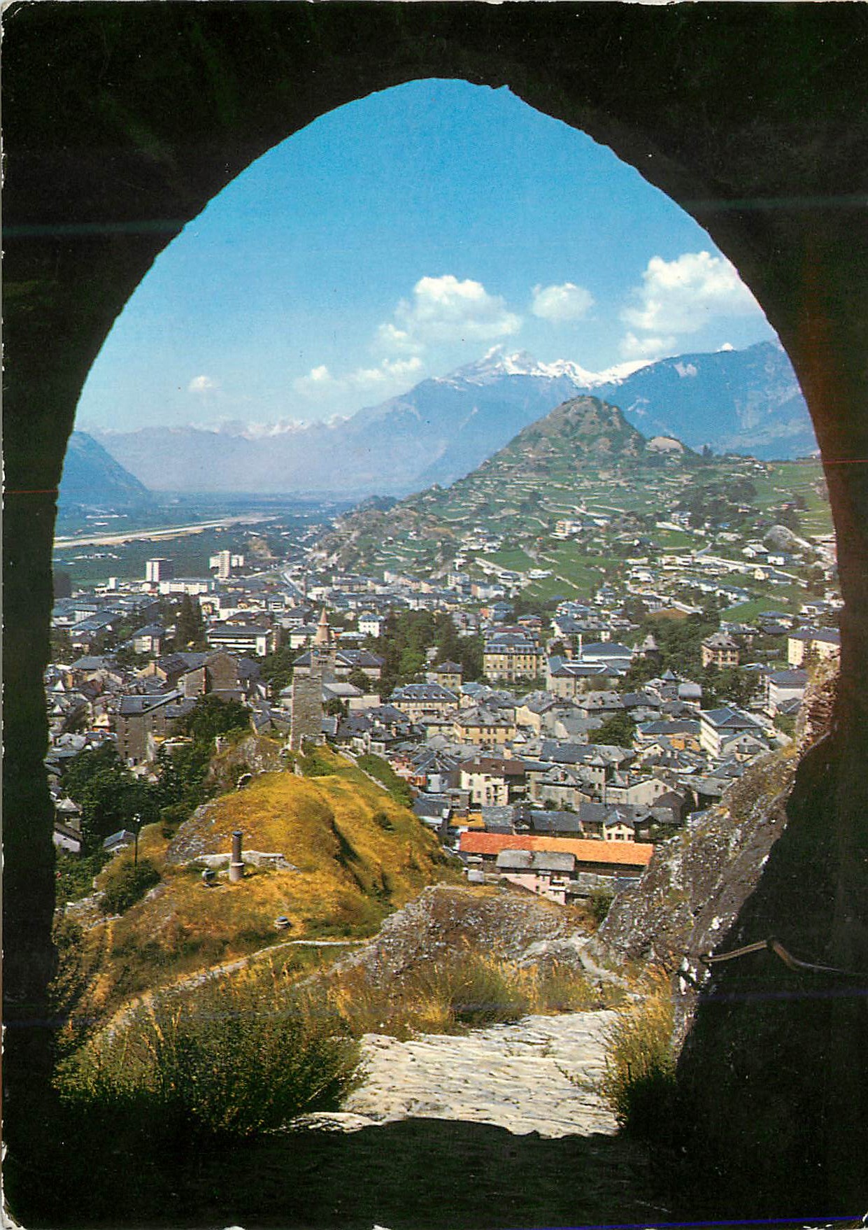 CPM Sion depuis les remparts de Tourbillon