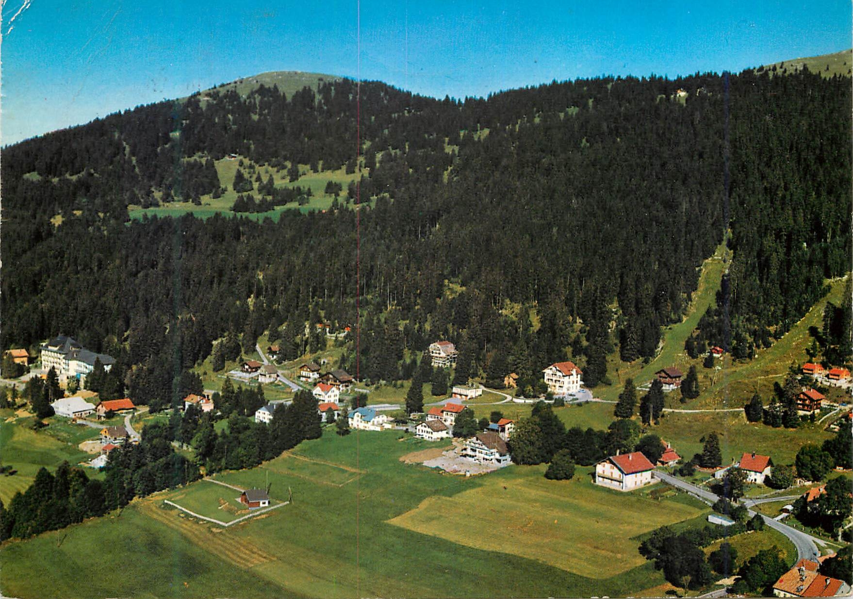 CPM Lumieres et couleurs sur le Jura Les Rasses et le Cochet