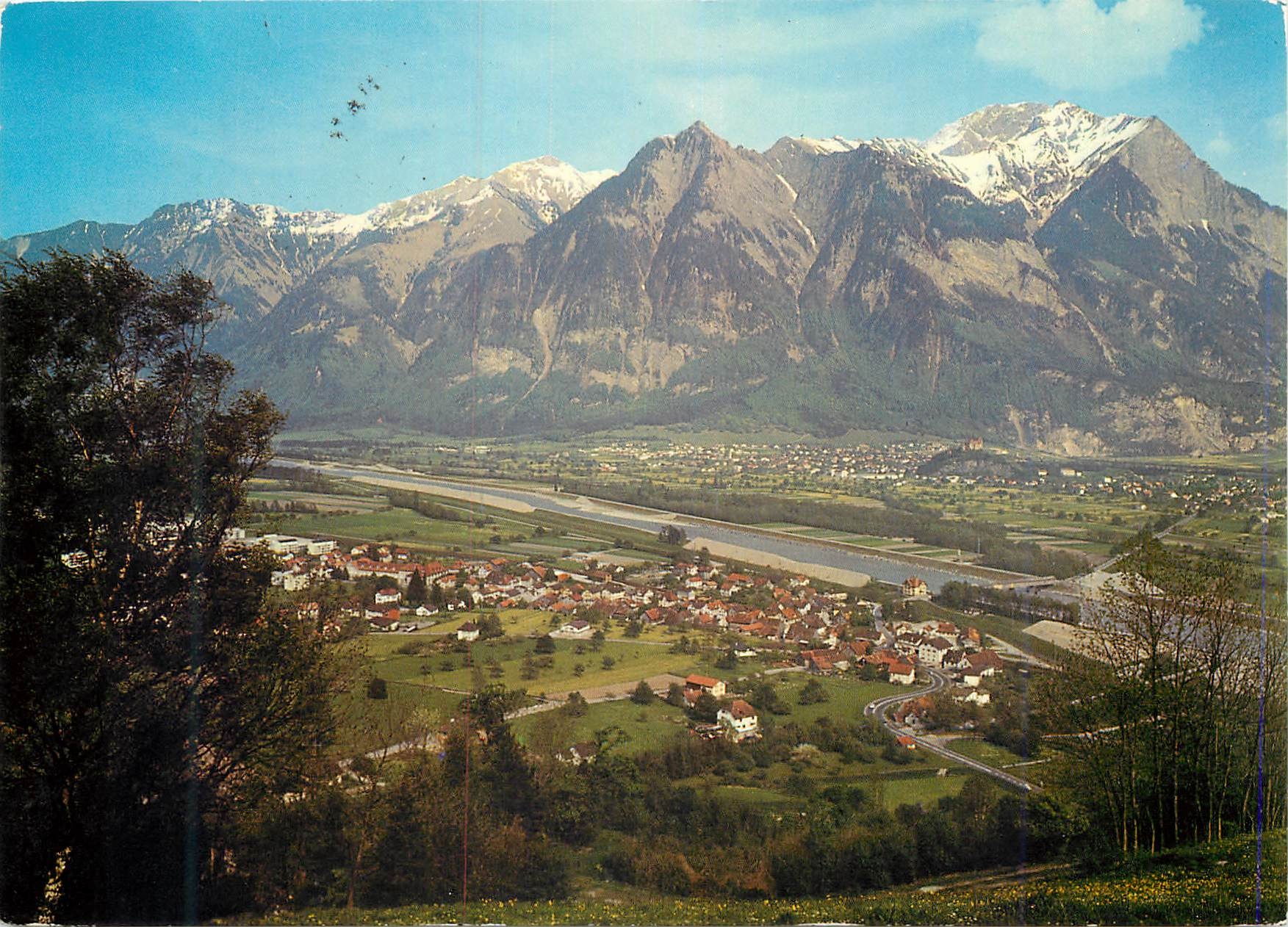 CPM Blick auf Trubbach Furstentum Liechtenstein mit Falknis