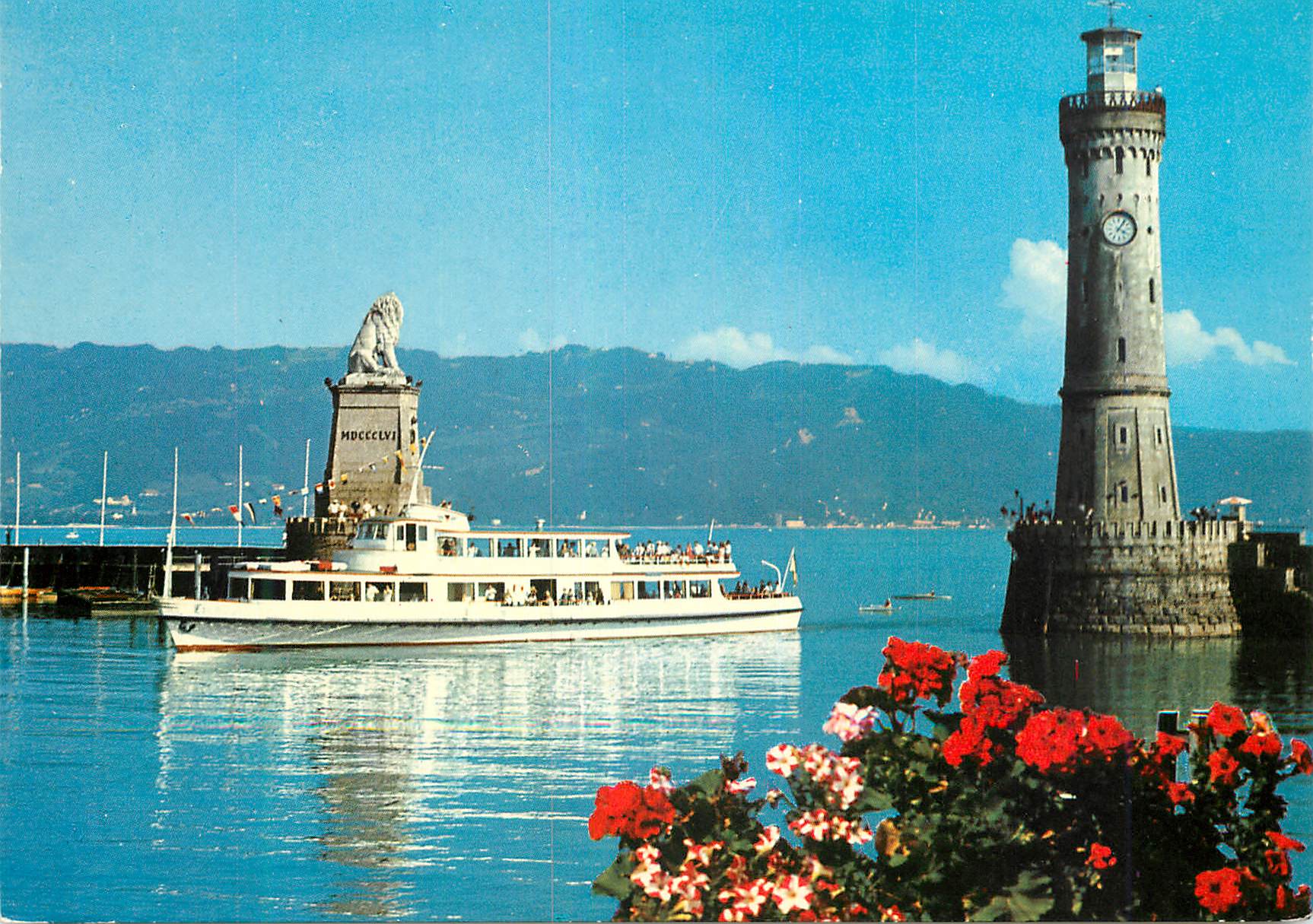CPM Hafeneinfahrt Bateau