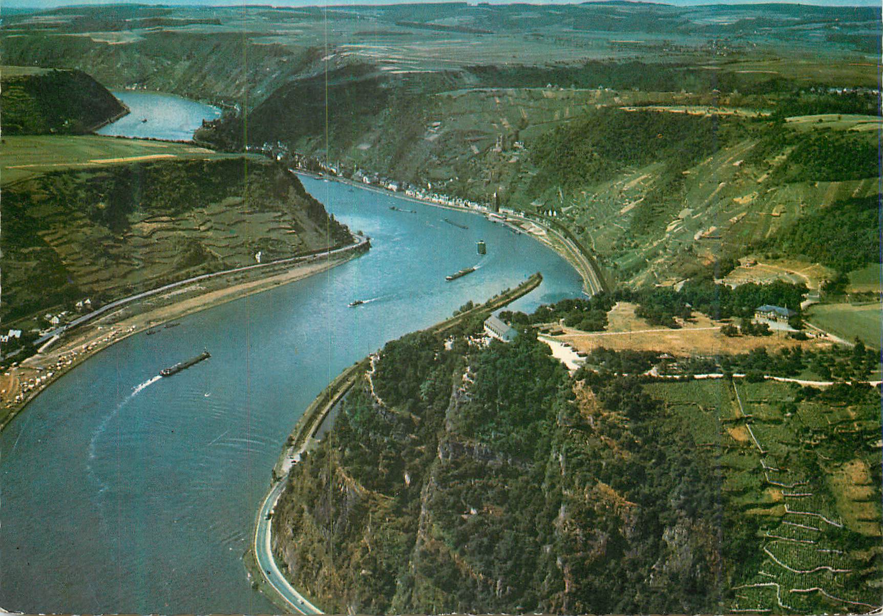 Die Loreley am Rhein — vue aérienne — Hugos Andres Verlag, Ffm, Frei-Lux.