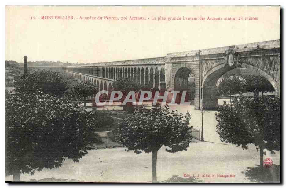 Montpellier CPA Aqueduc du Peyrou 236 arceaux la plus grande hauteur des arceaux atteint 28 metres