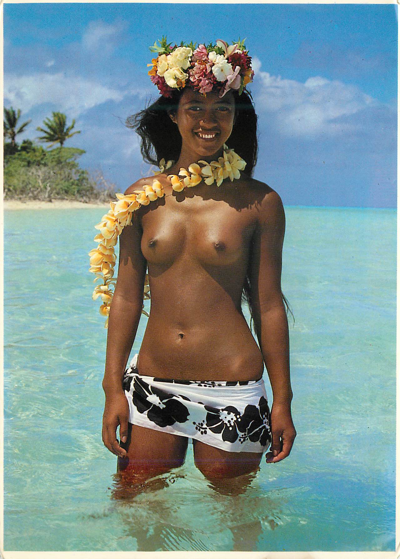 CPM Tahiti beauty nude