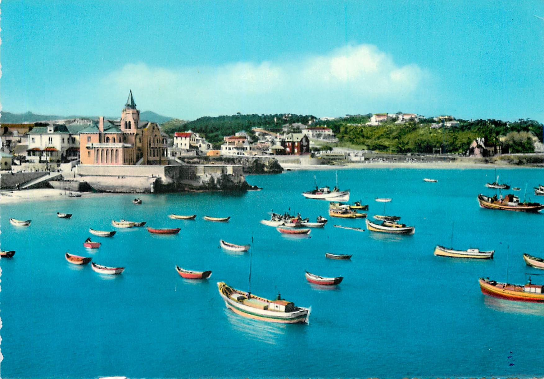 CPM Bay and Fishing Port Cascais Bateaux