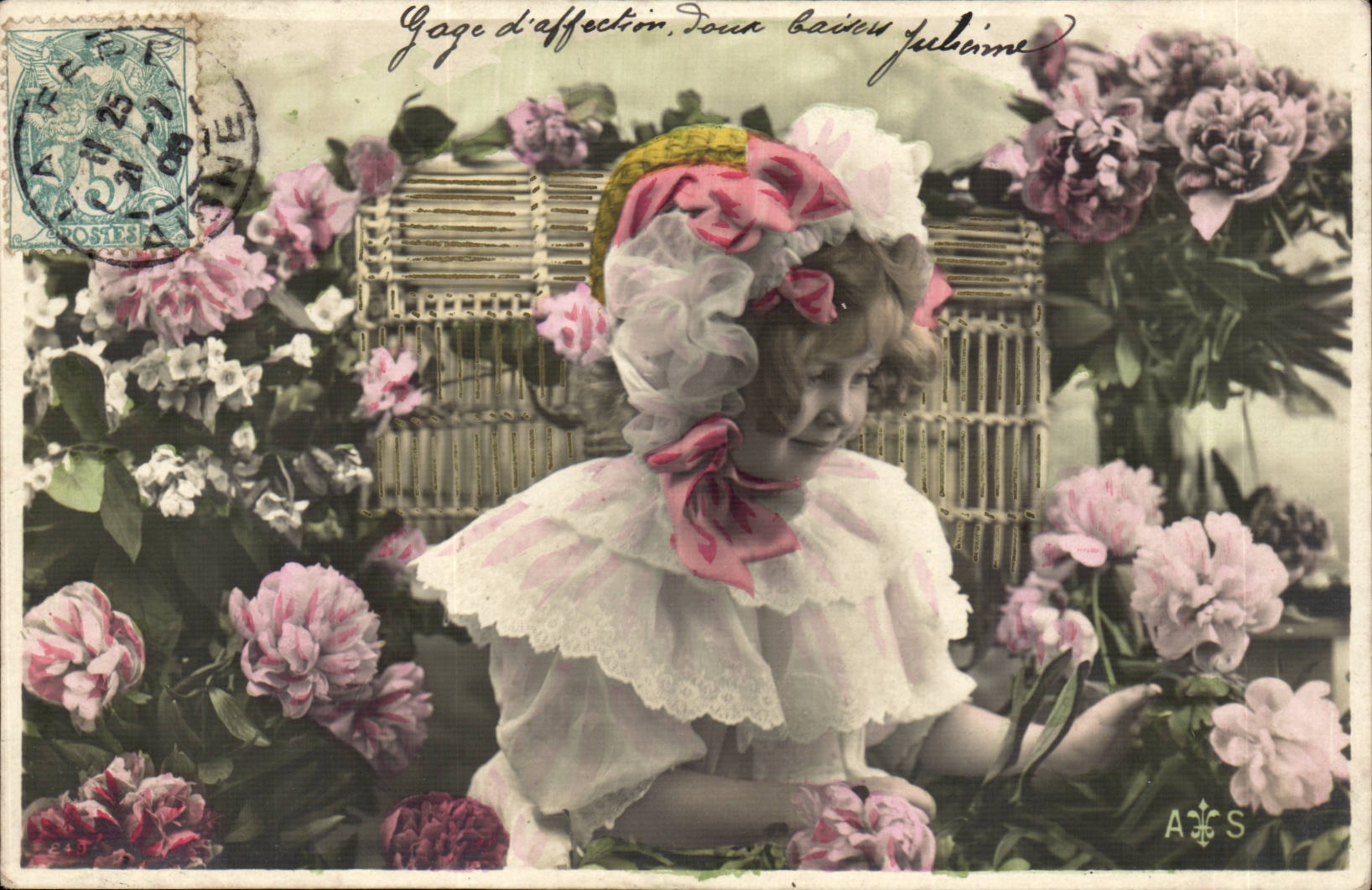 Fille dans un jardin de pivoines — A&S — n° de série non visible