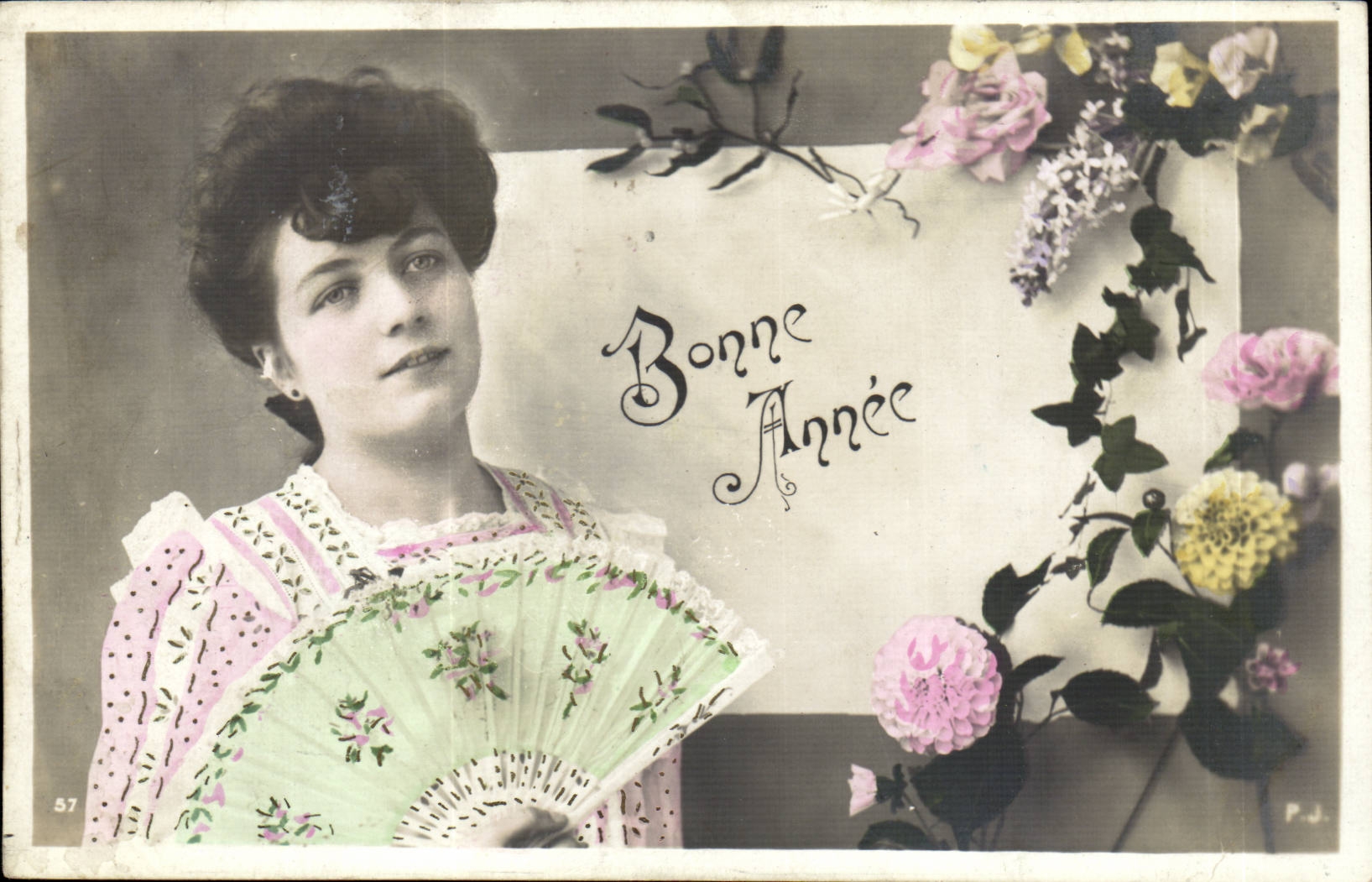 CPA Fantaisie Femme Bonne annee eventail