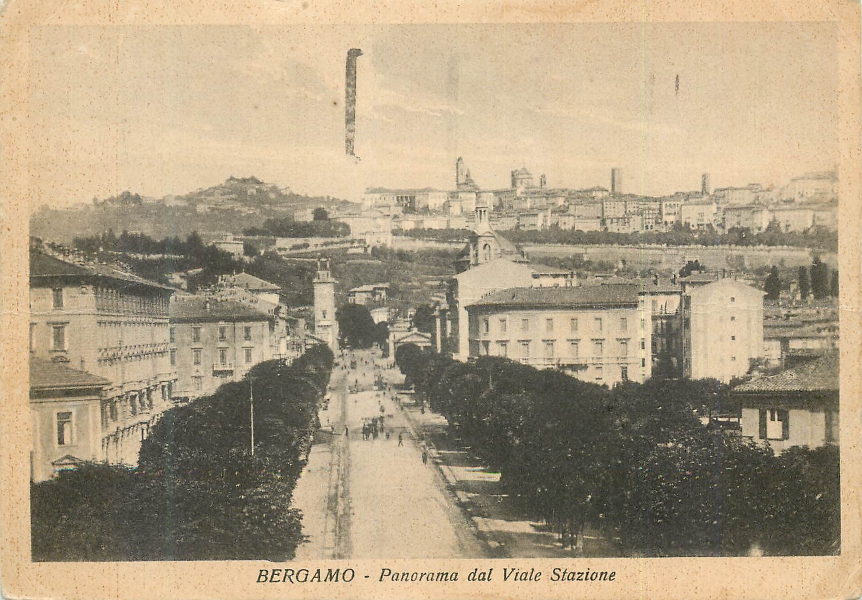 CPM Bergamo Panorama dal Viale Stazione