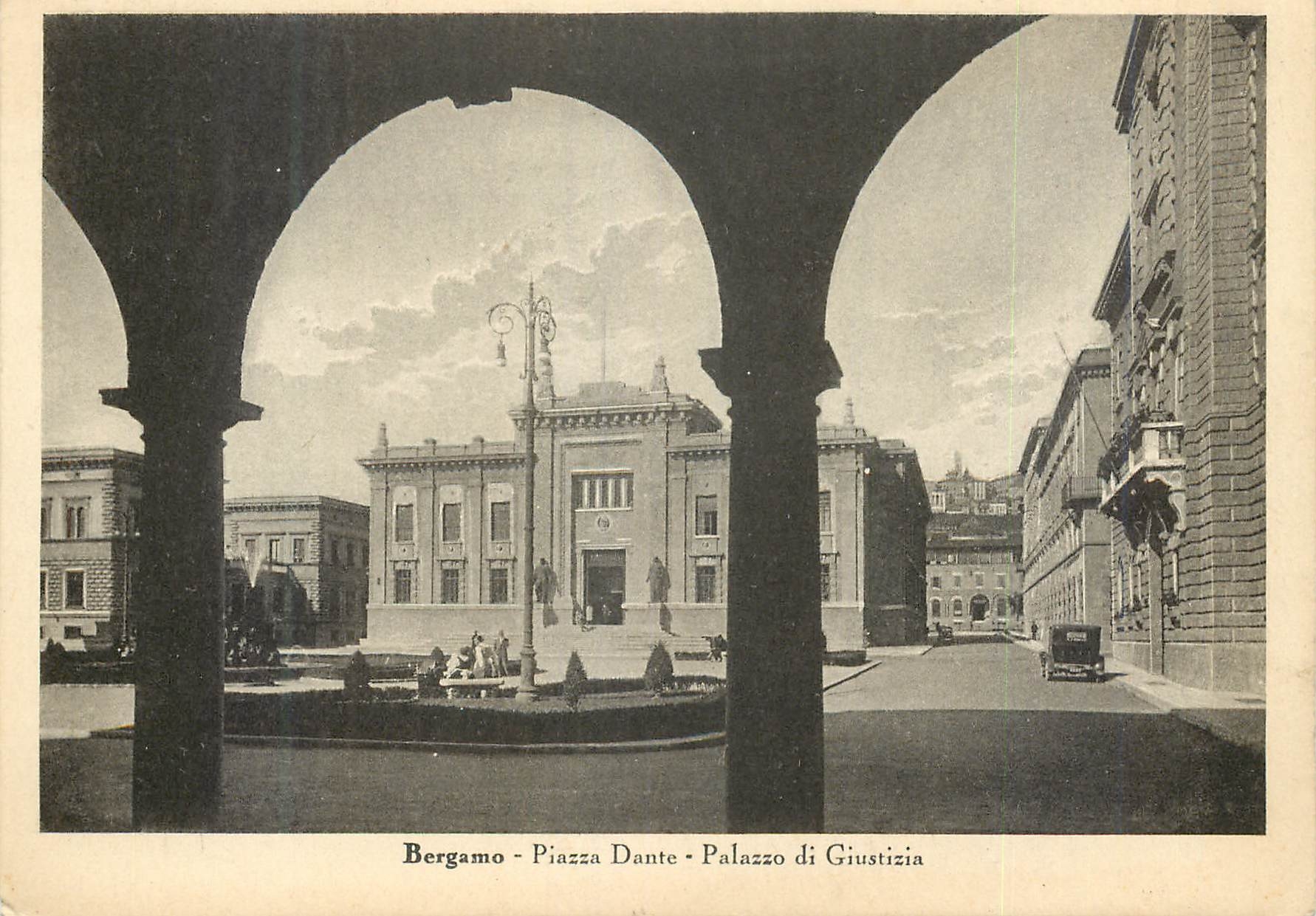 CPM Bergamo Piazza Dante Palazzo di Giustizia