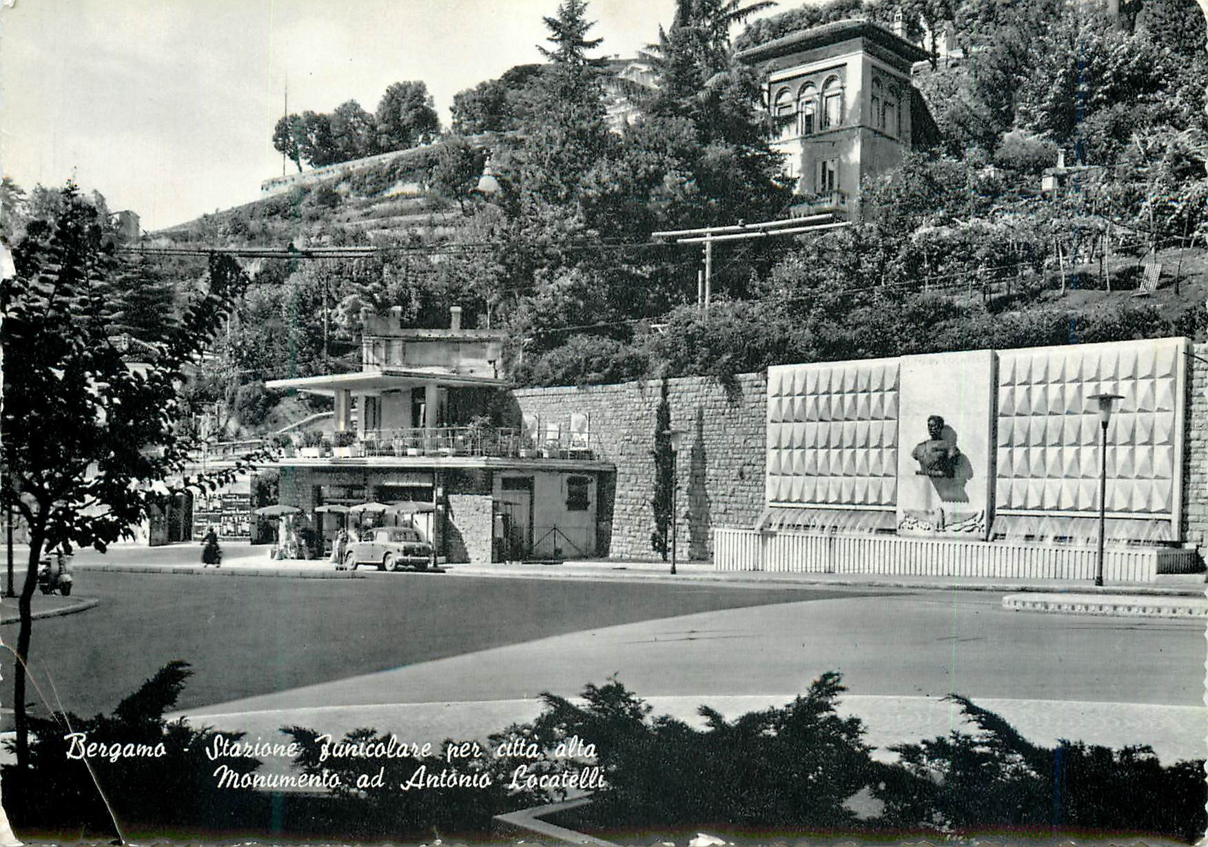 CPM Bergamo Stazione Funicolare monumento A. Locatelli