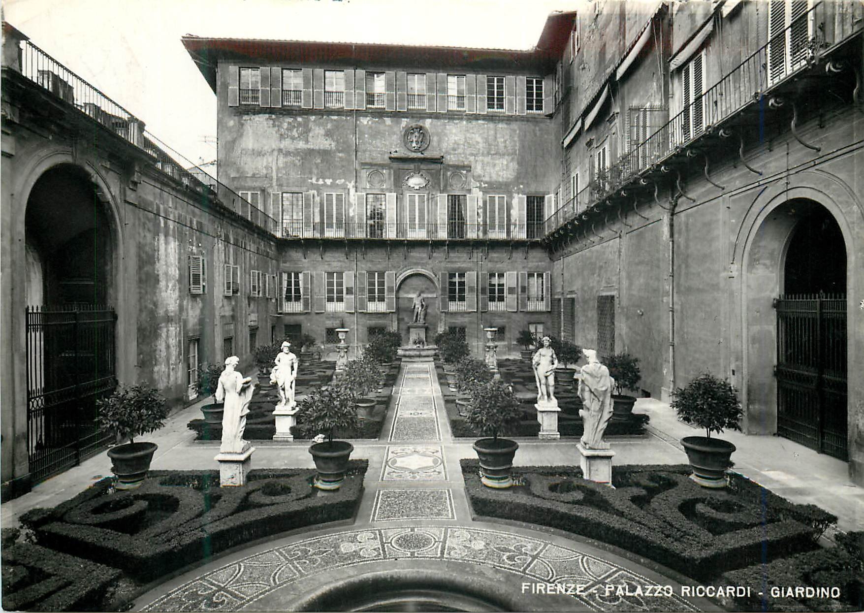 CPM Firenze Palazzo Ricciardi - Giardino