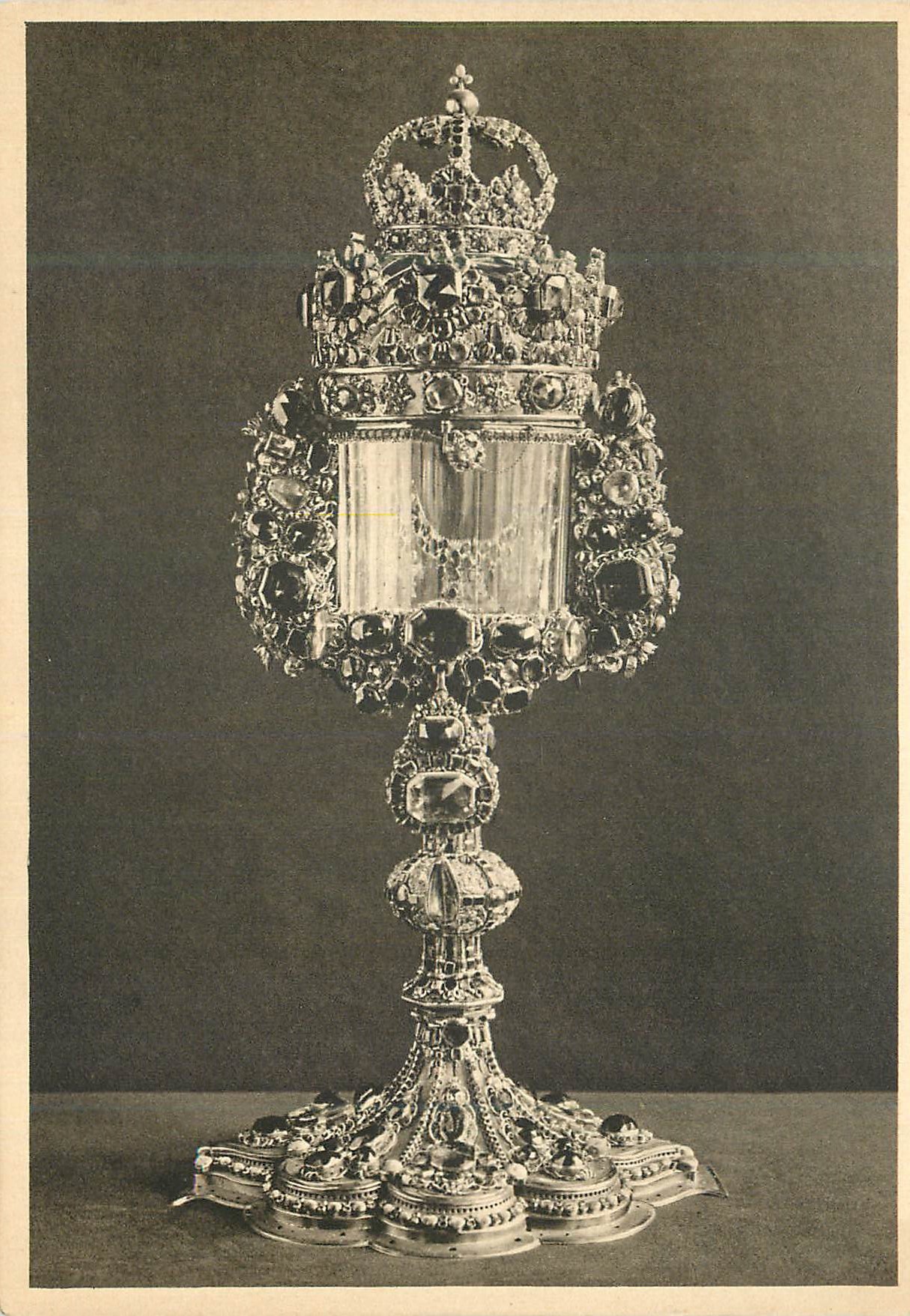 CPM Schatzkammer des Kolner Domes Goldene Monstranz