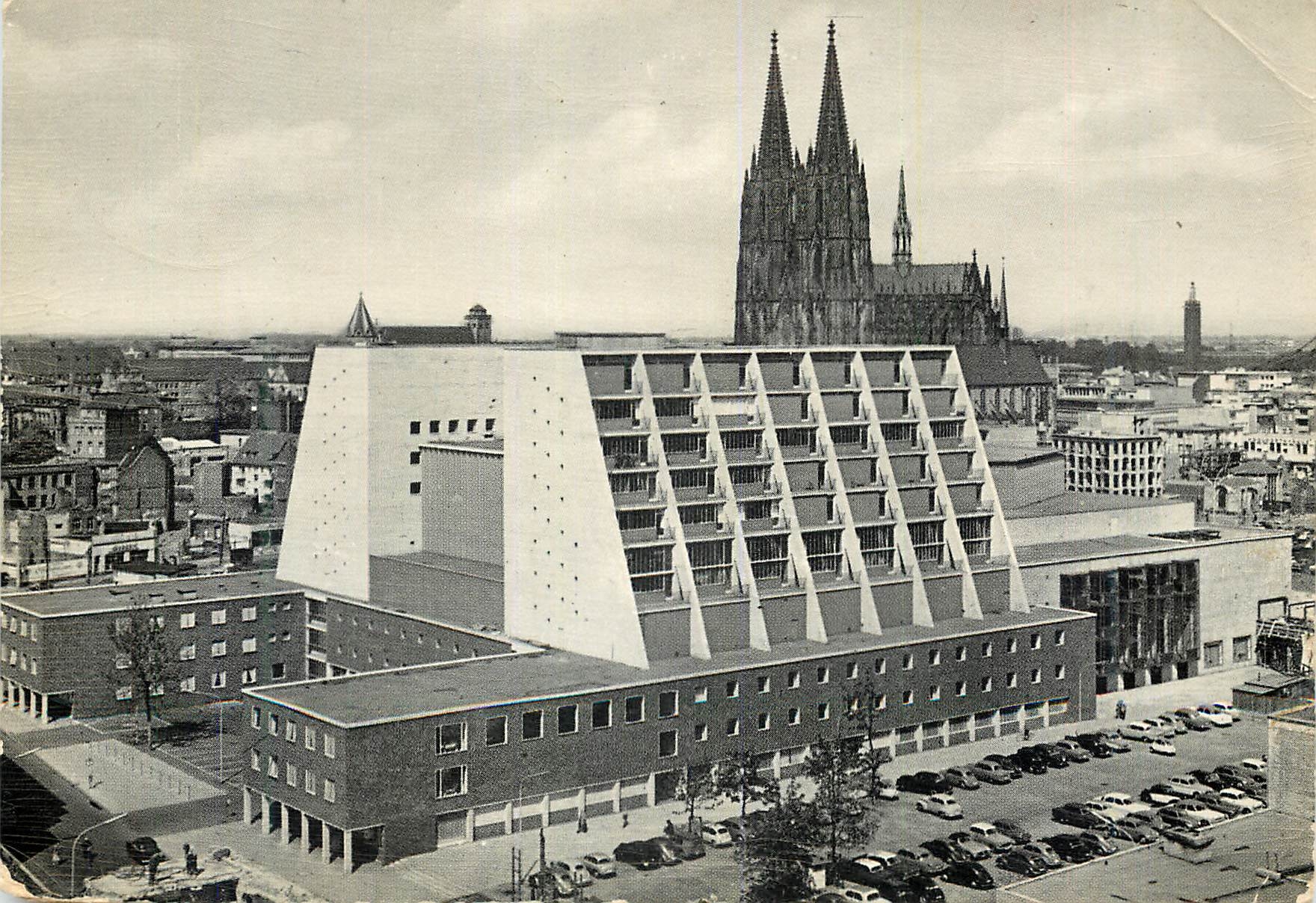 CPM Koln am Rhein Opernhaus und Dom