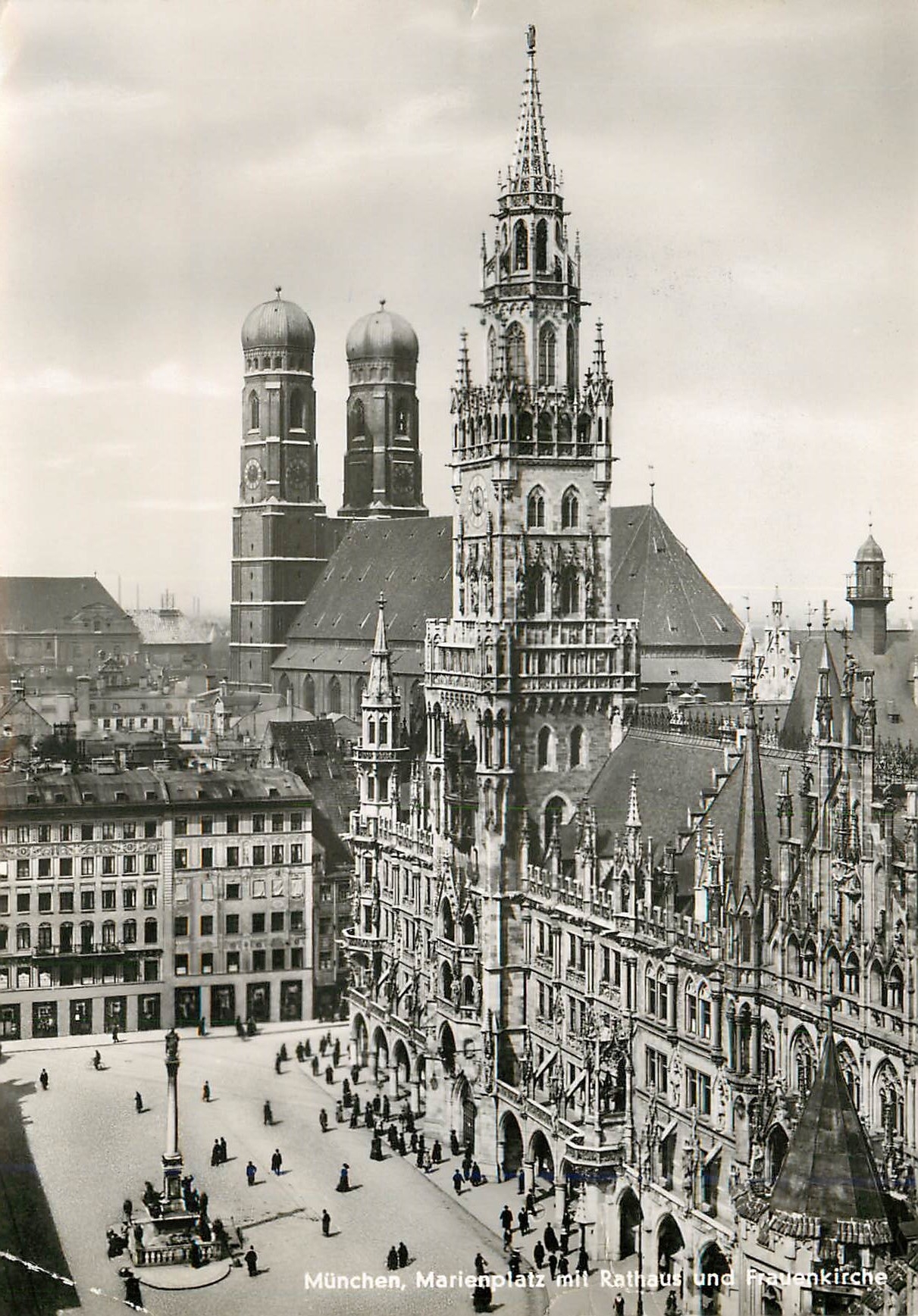 CPM Munchen Maximilianeum Marienplatz mit Rathaus und Frauenkirche